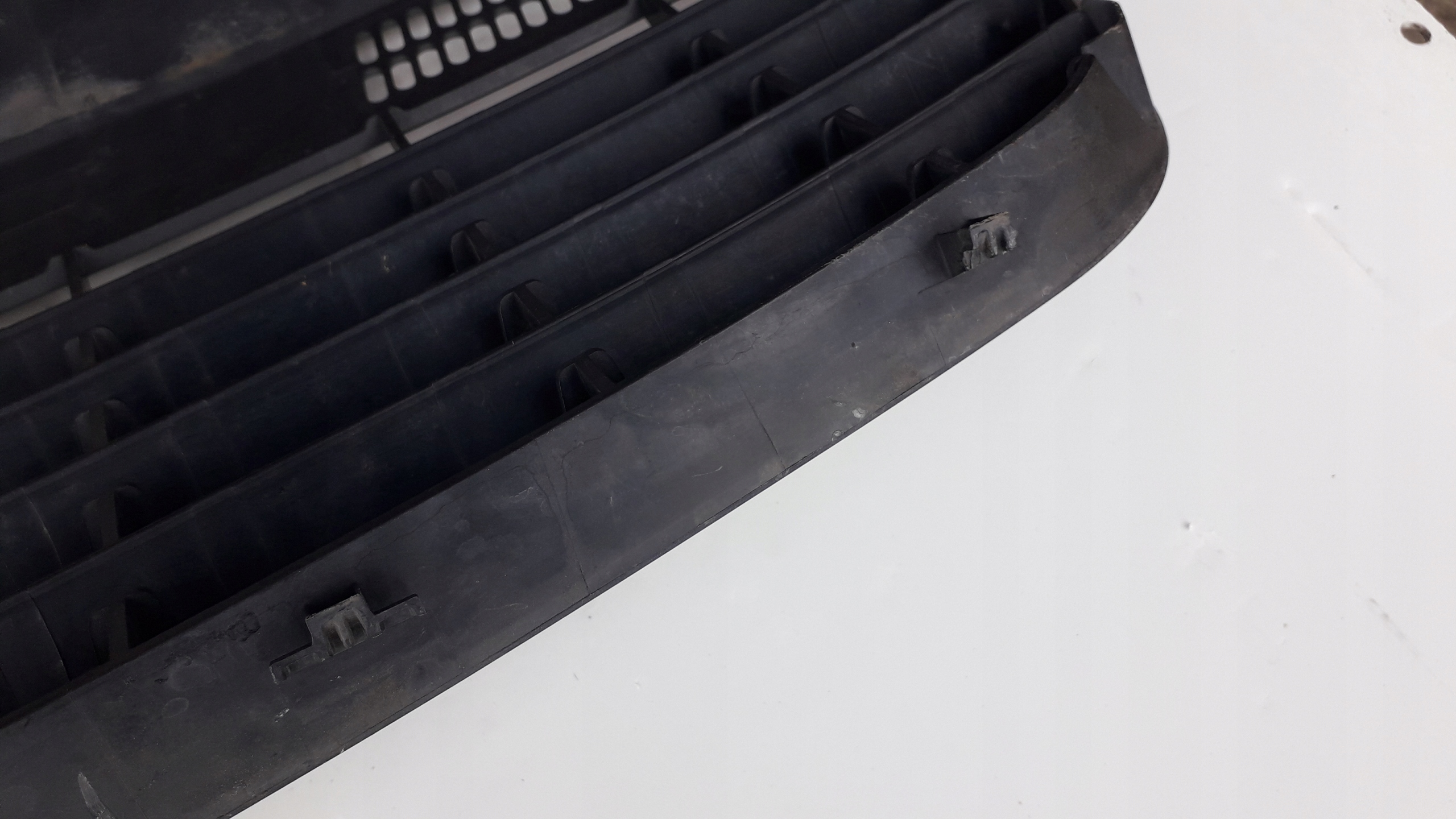 GRILLE VW T5 7H 7H0807101