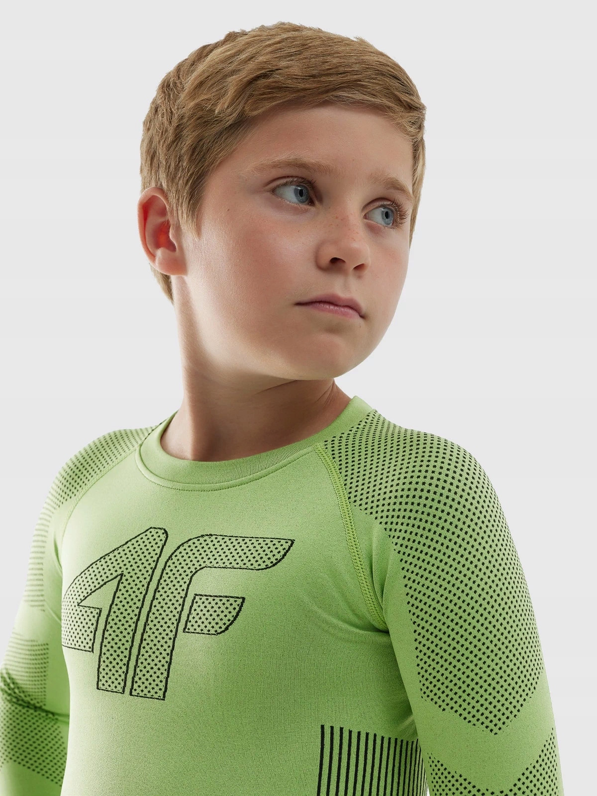 BIELIZNA TERMOAKTYWNA DZIECIĘCA 4F GÓRA DÓŁ ZESTAW SPORT AW23M093 164 Elementy zestawu Bluzka Kalesony