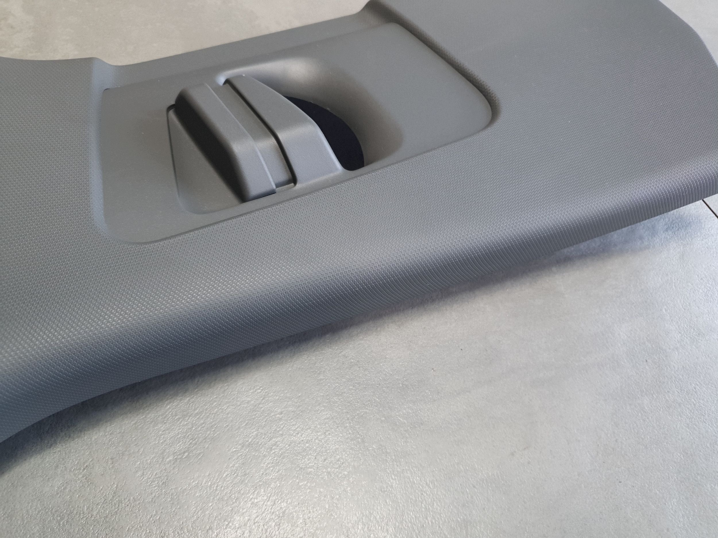 Audi A3 8Y hb cover slupka B upper left 8Y4867243