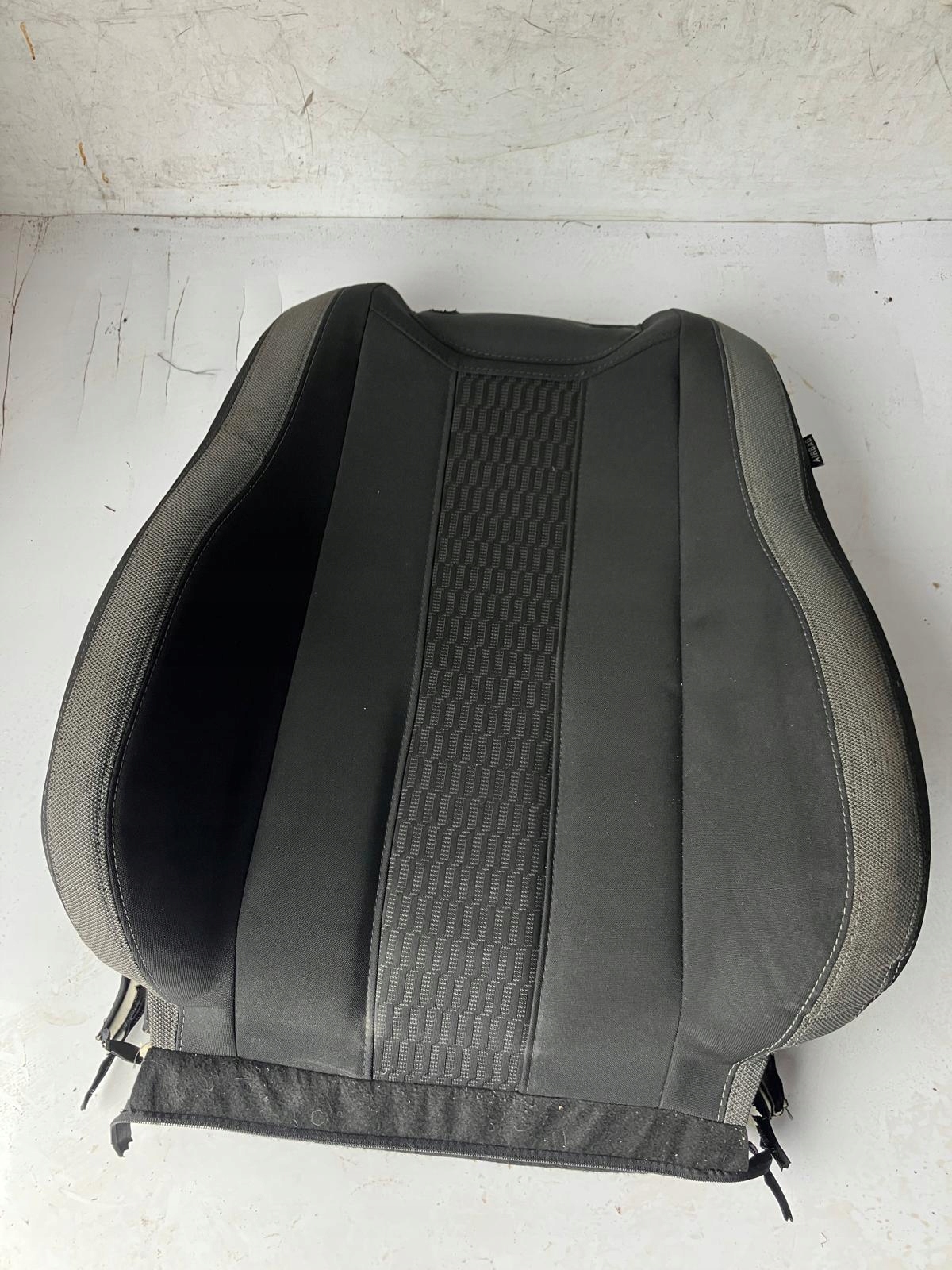 OPARCIE seat PEUGEOT 308 T9 left front