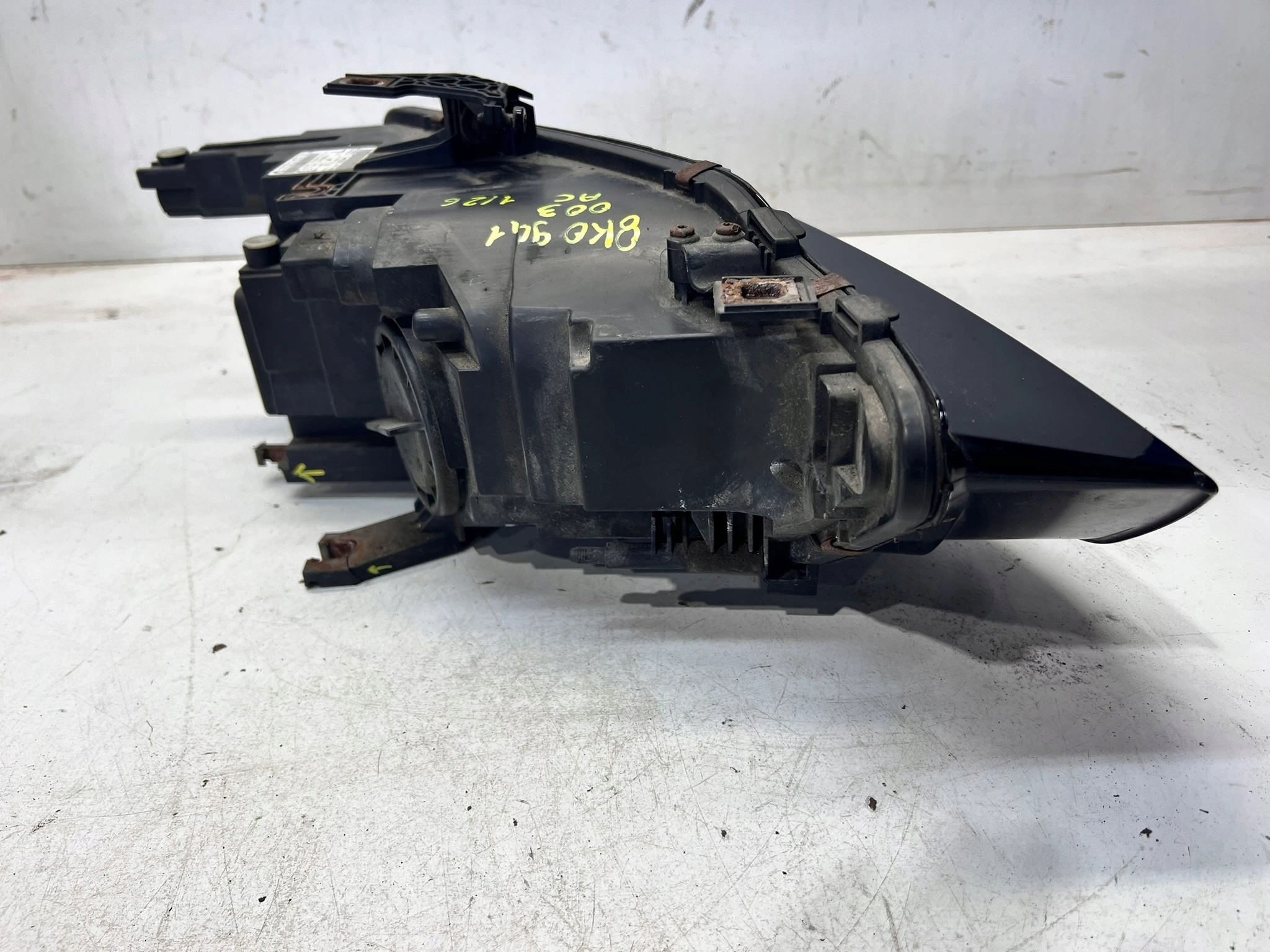 REFLEKTOR left front AUDI A4 B8 LIFT 8K0941003AC 1/26