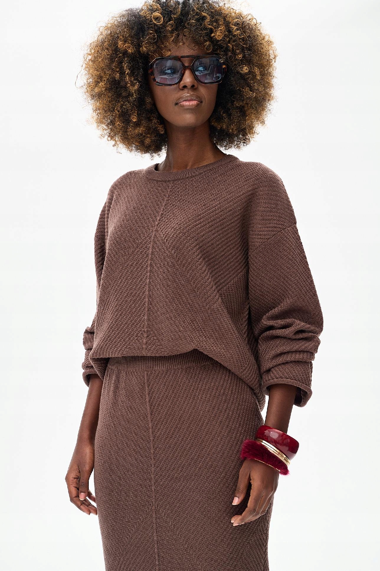 Dámský svetr s kulatým výstřihem, hnědý, Pascal blue shadow vel.