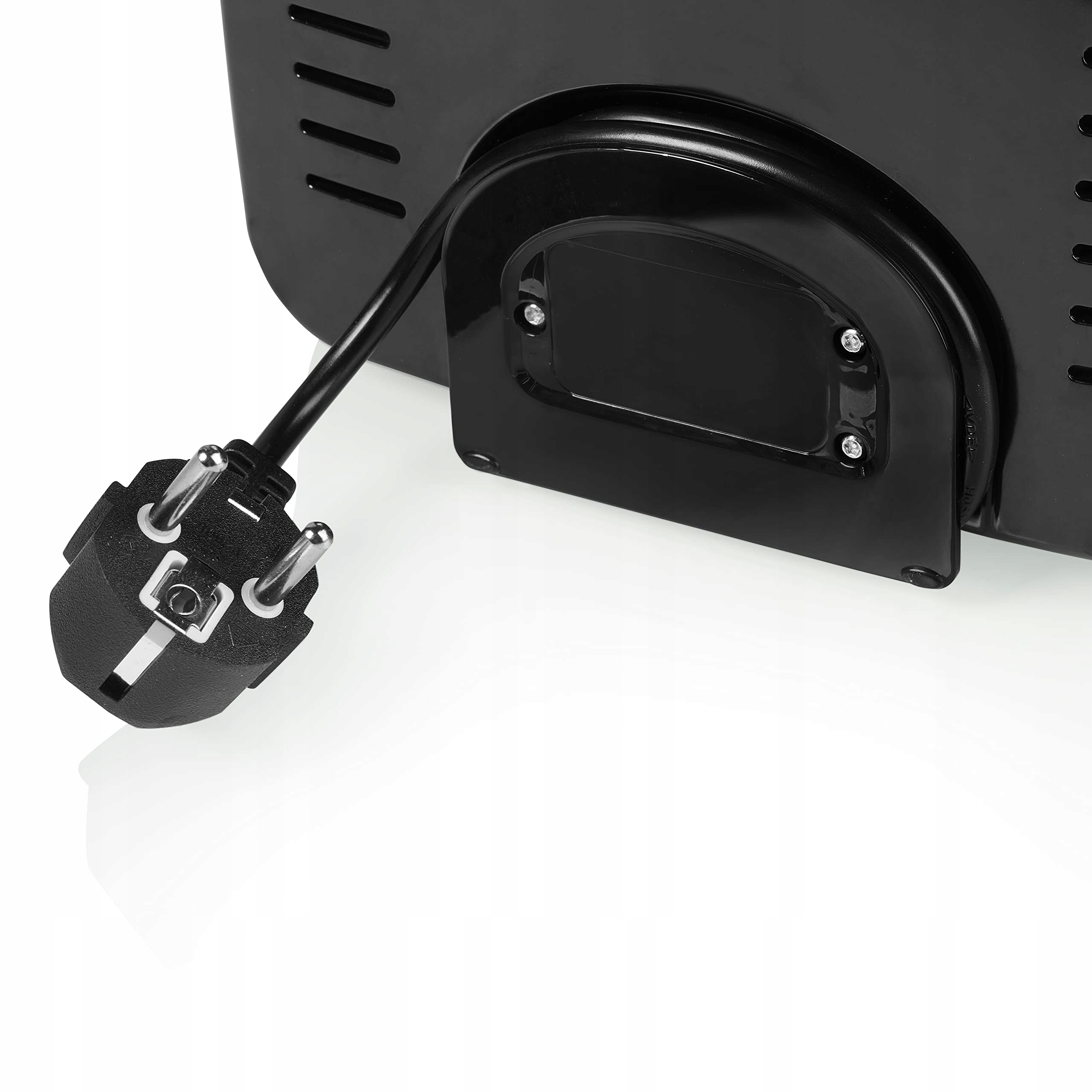 TRISTAR 3W1 SANDWICHMAKER WYMIENNE PŁYTY GRILL I GOFROWNICA 750W CZARNY — miniatura 4