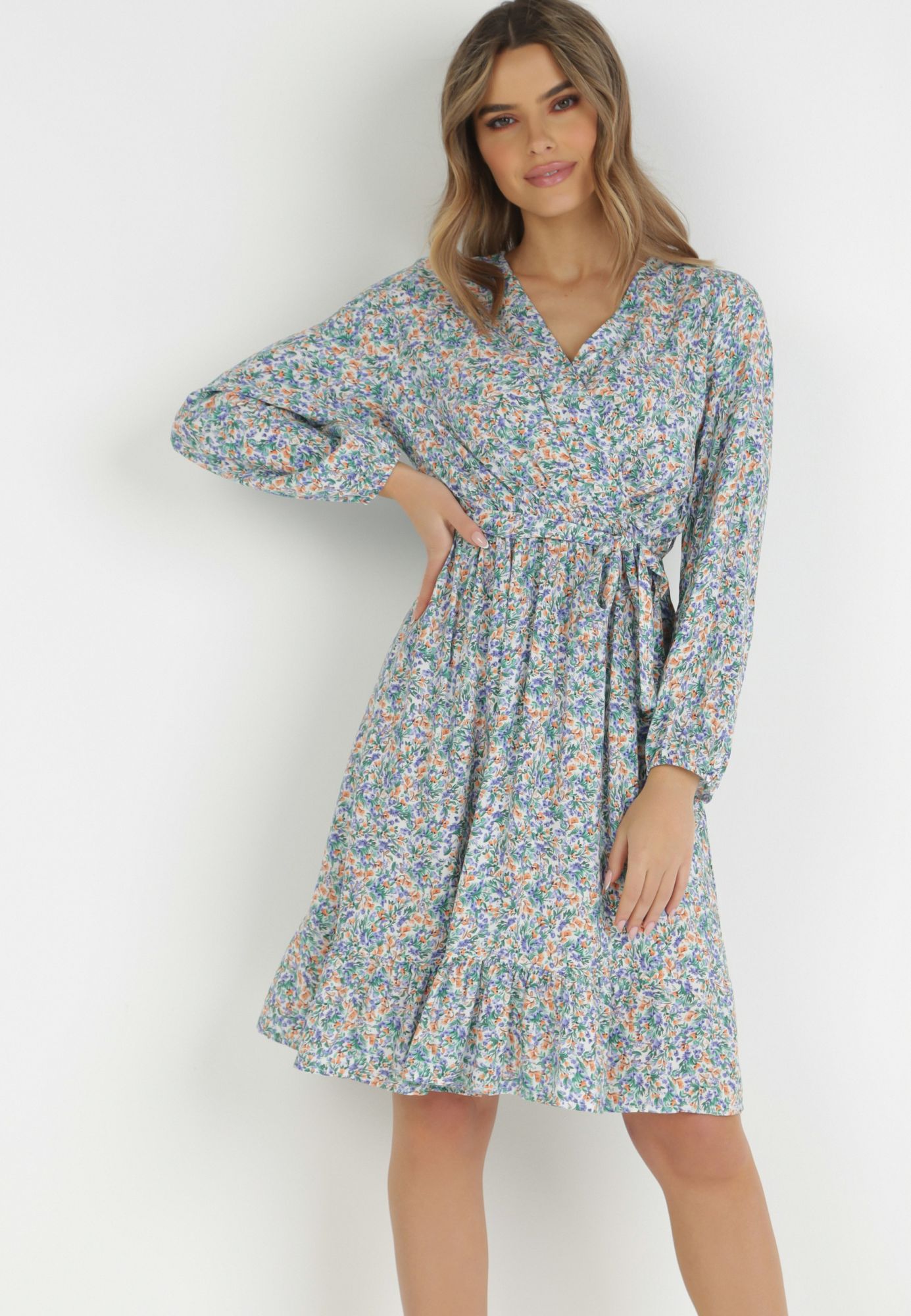 

Born2Be Biała Sukienka damska L/XL Z gumką w talii