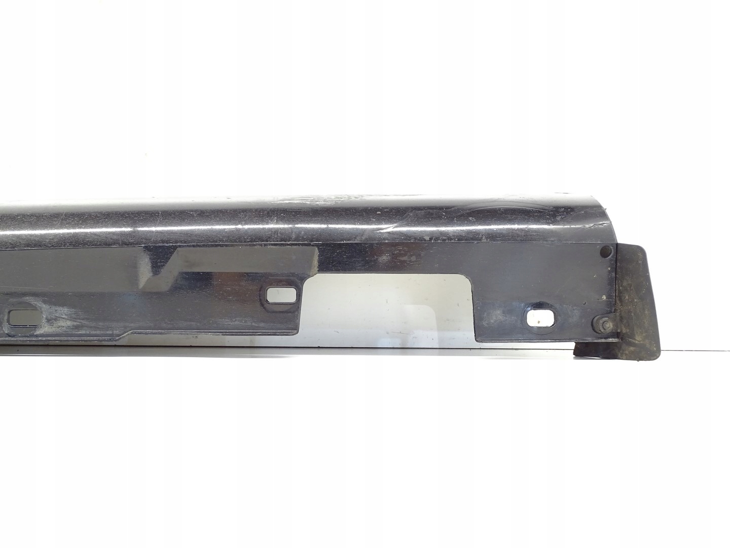 moulding threshold left MERCEDES W204 A2046902540