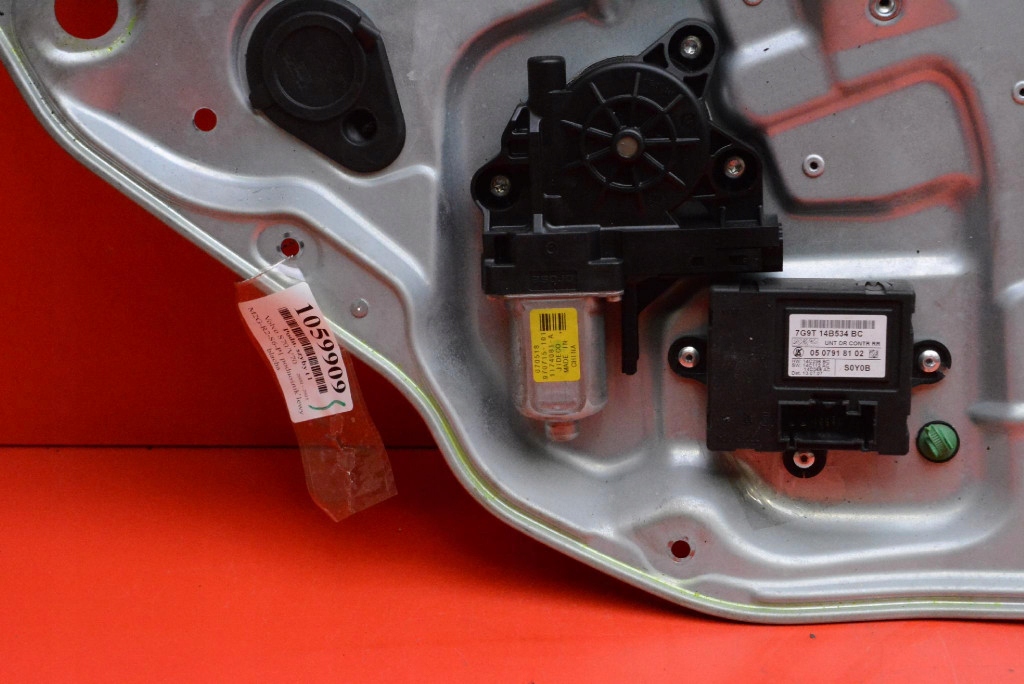 window regulator left rear part EU 30661067 VOLVO V70 3 III 00-05