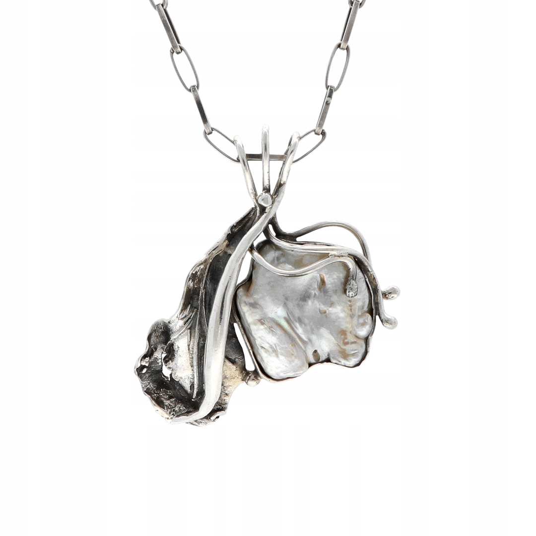 Umělecký přívěsek s perleťovou hmotou stříbro