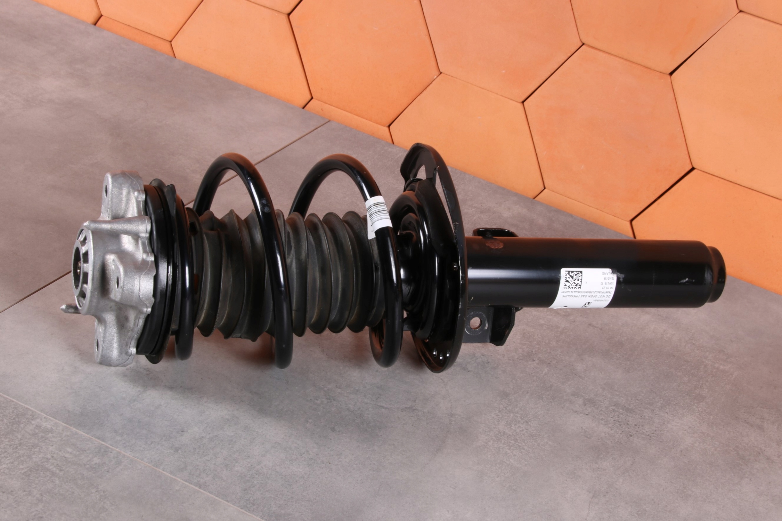 BMW G22 420dX 420iX 430iX shock absorber right front front 6879386 4297 km!!