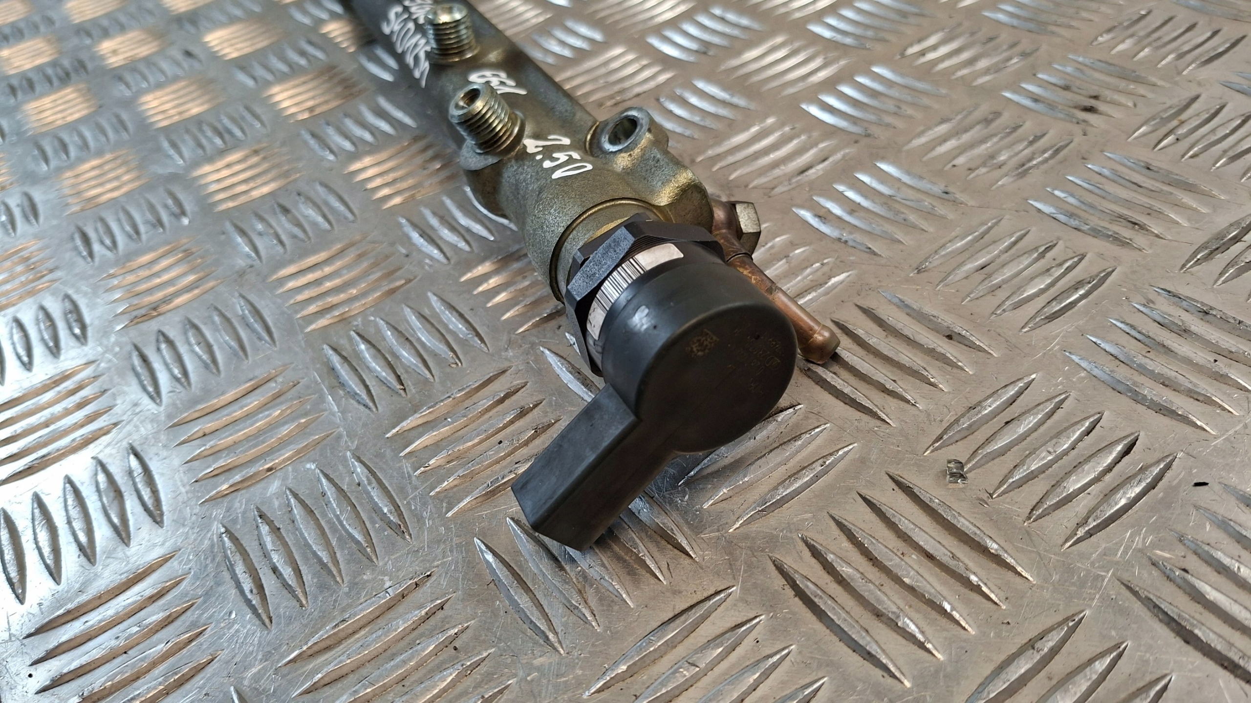 Rampe injection Z avec capteurs BMW E61 M57D25