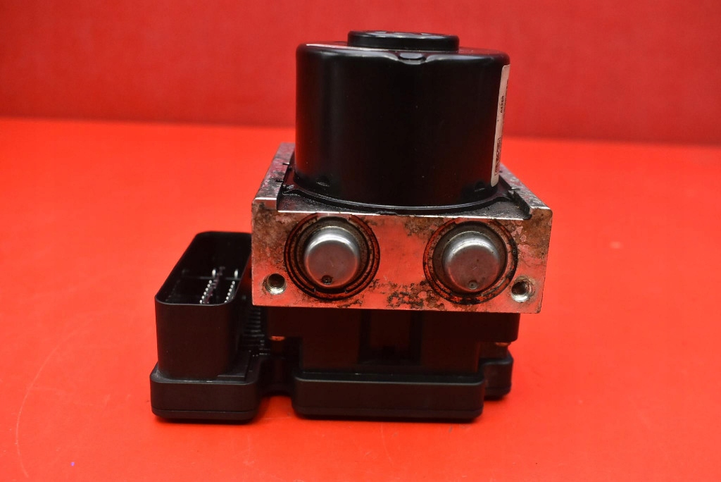 Pompa ABS 8M512M110AA FORD FOCUS 2 II LIFT 1.6 TDCI 90 KM 08-11