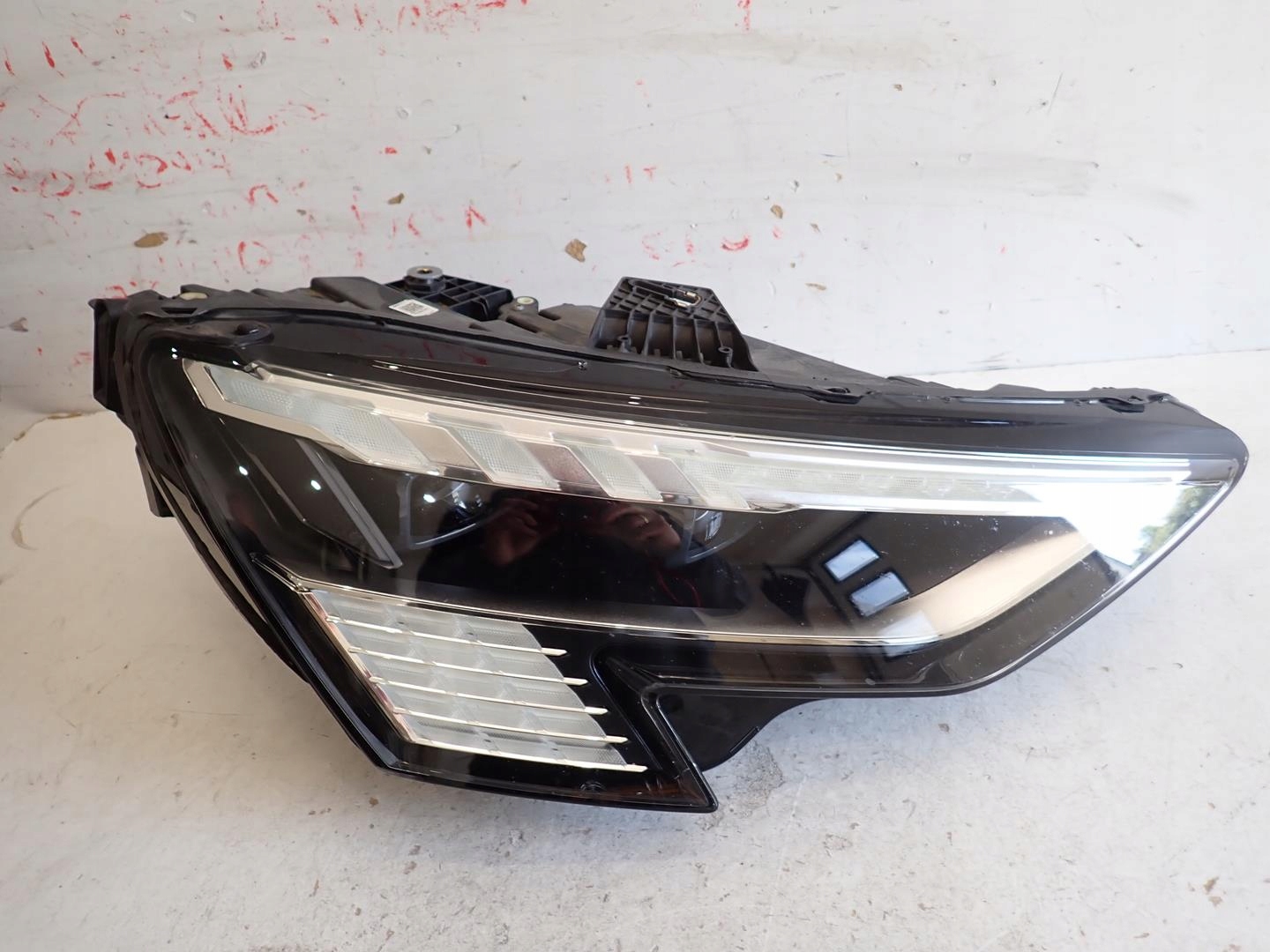 light front front right AUDI A3 2020- FULL LED MATRIX 8Y0941036
