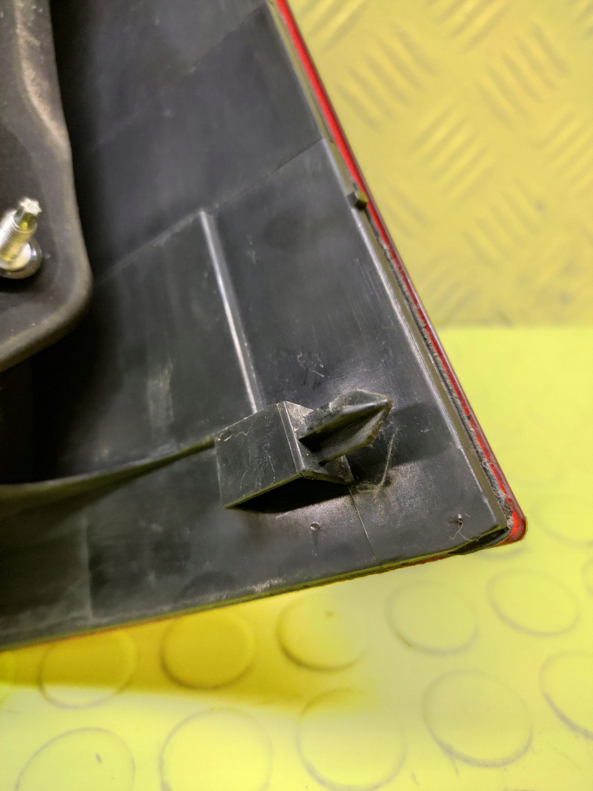 RENAULT MEGANE II KOMBI light left rear part 820012684