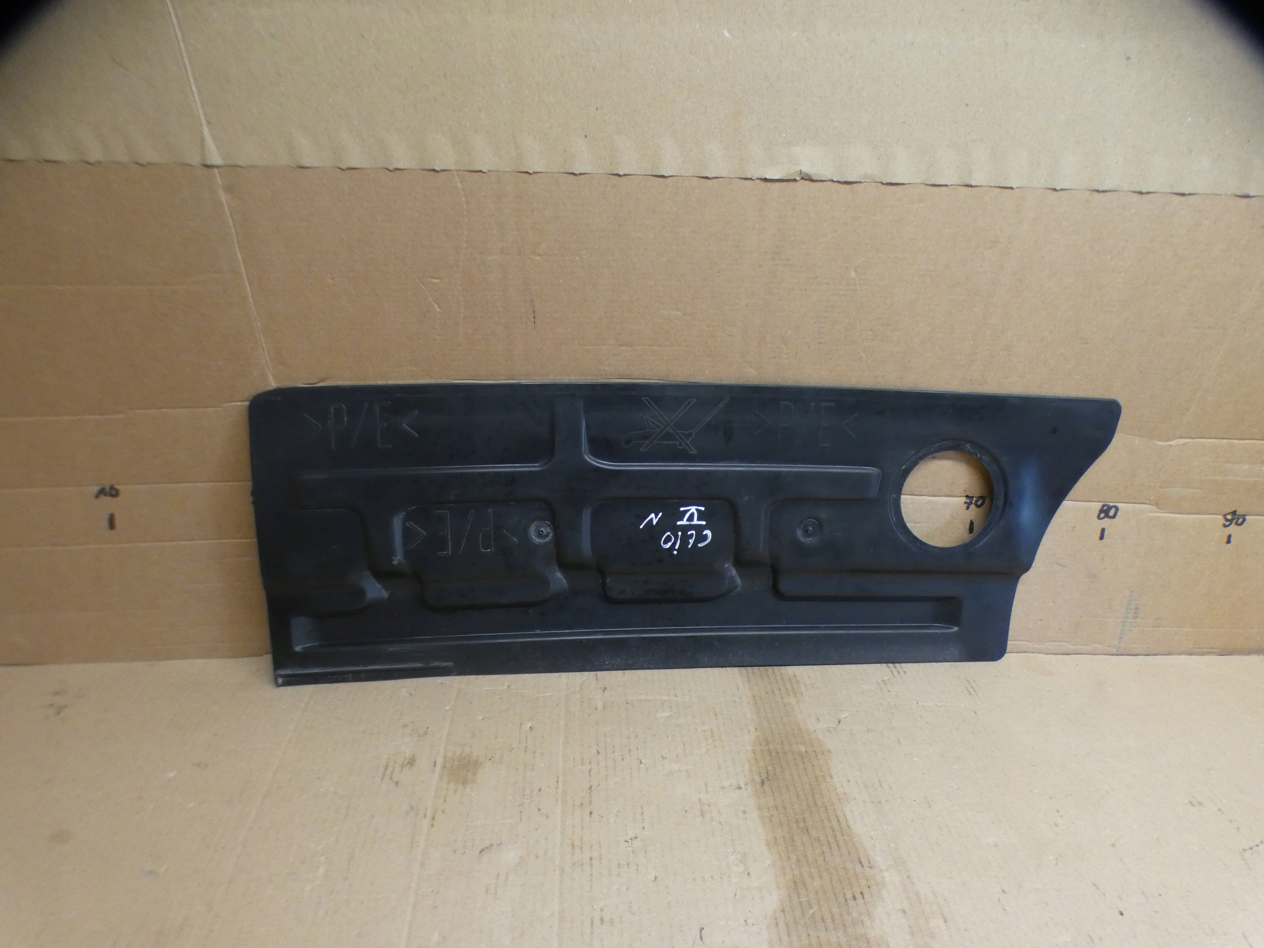 cover chassis right RENAULT CLIO V