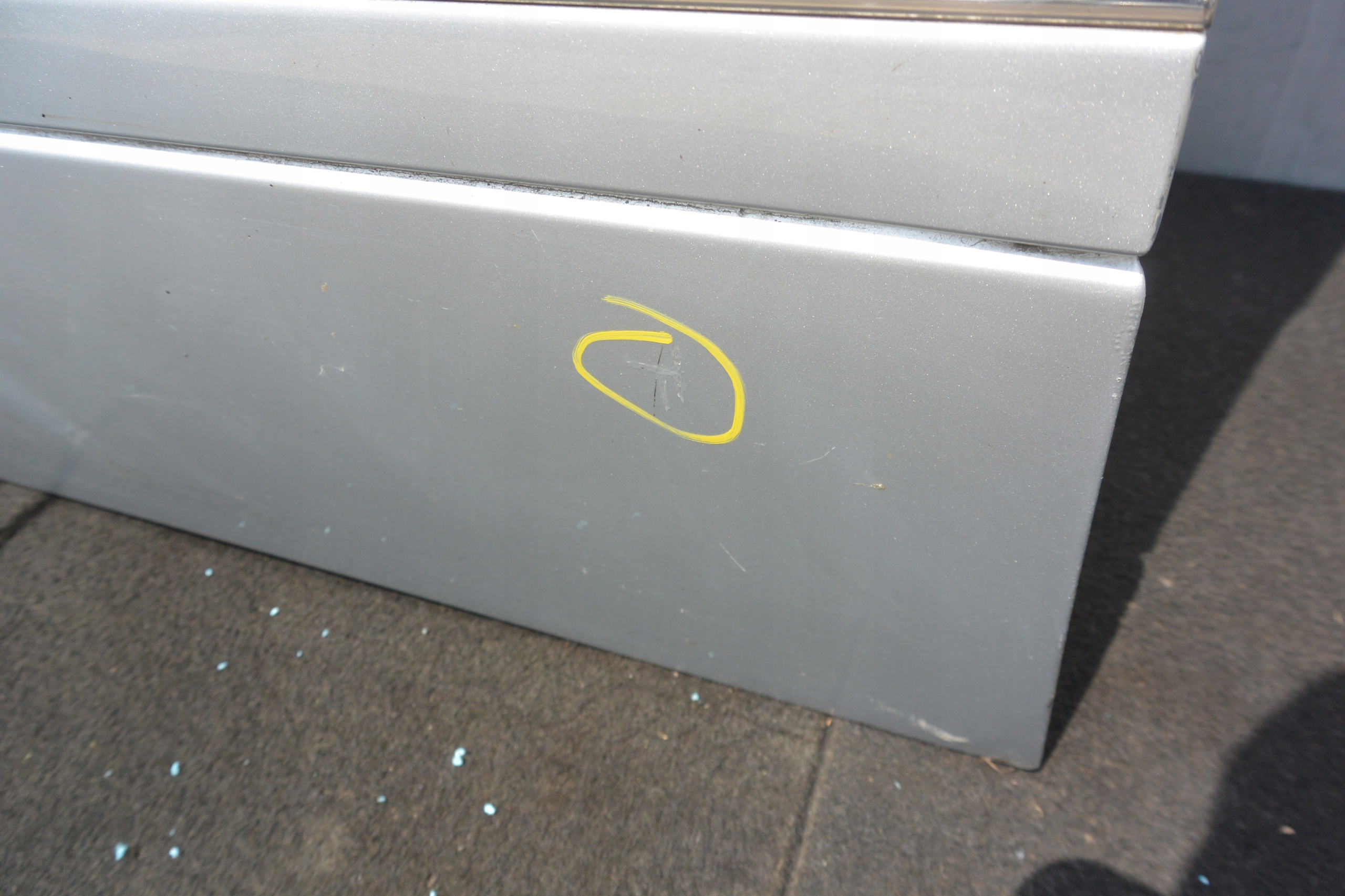 door left front MERCEDES R-KLASA W251 775 C775