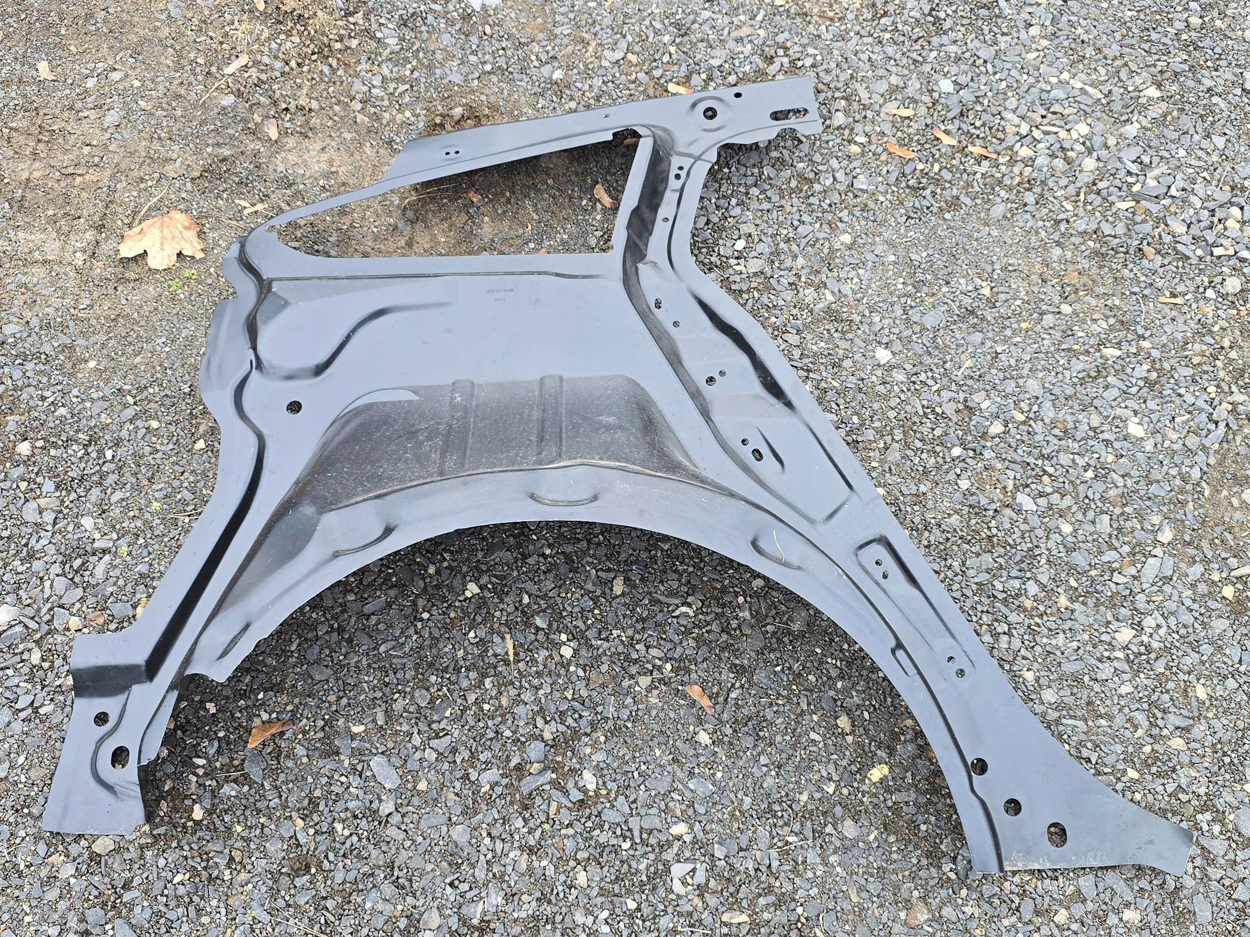 Ford Focus MK4 4 combi kombi parafango posteriore Destra coppa
