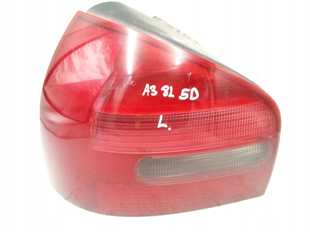 Audi A3 8L 5D light left rear part rear 8L0945095A