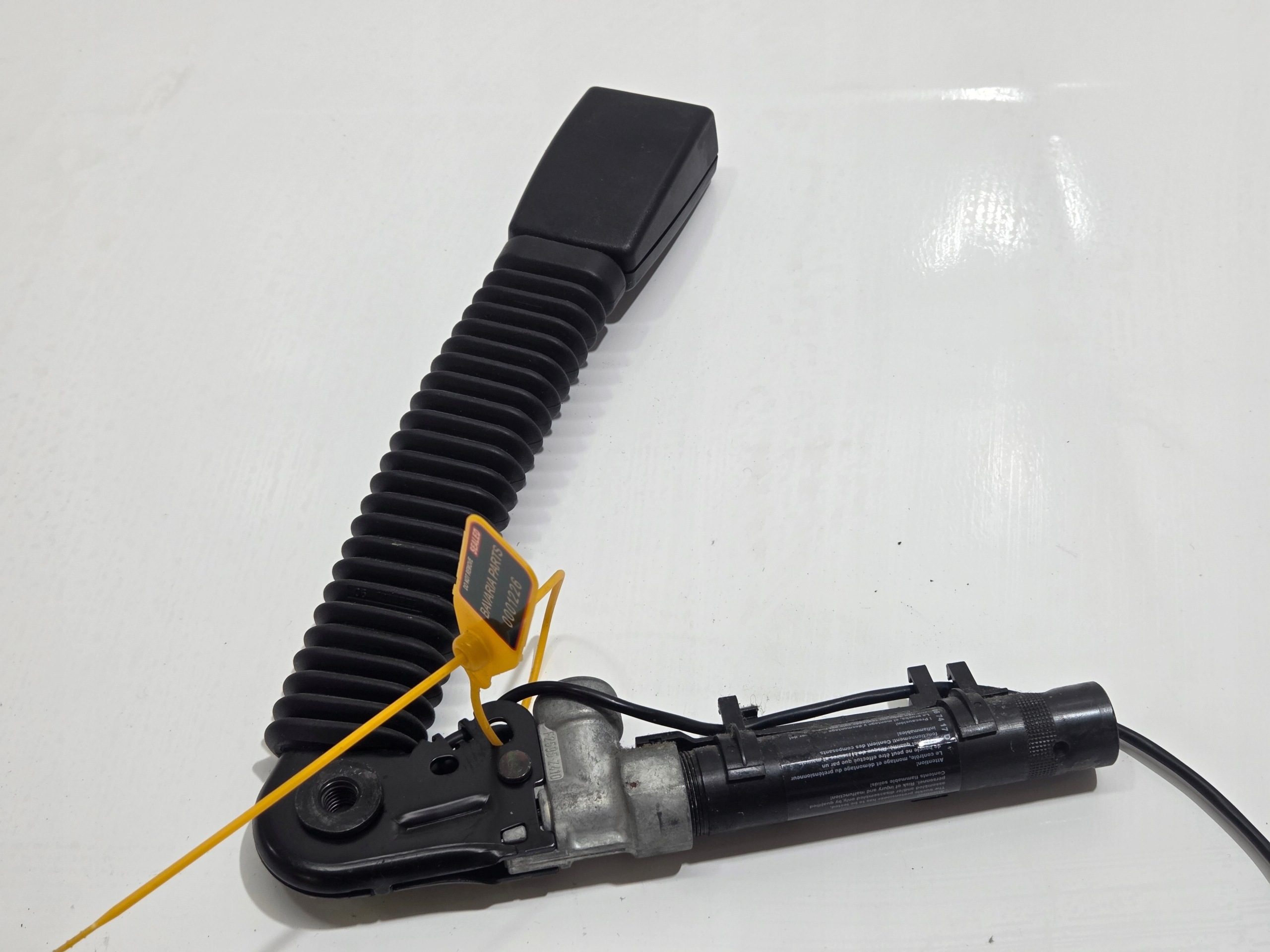 napínač pásu ľavý predok BMW E60 E61 6982519 (0001226)