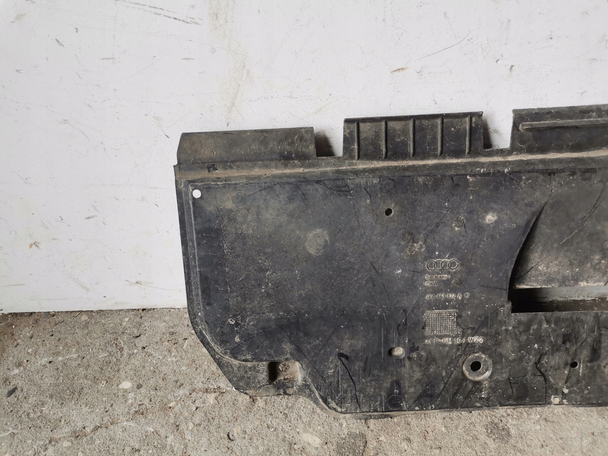 Blende Abdeckung abdeckung unter Motor Original AUDI A6 C6 4F0863822A