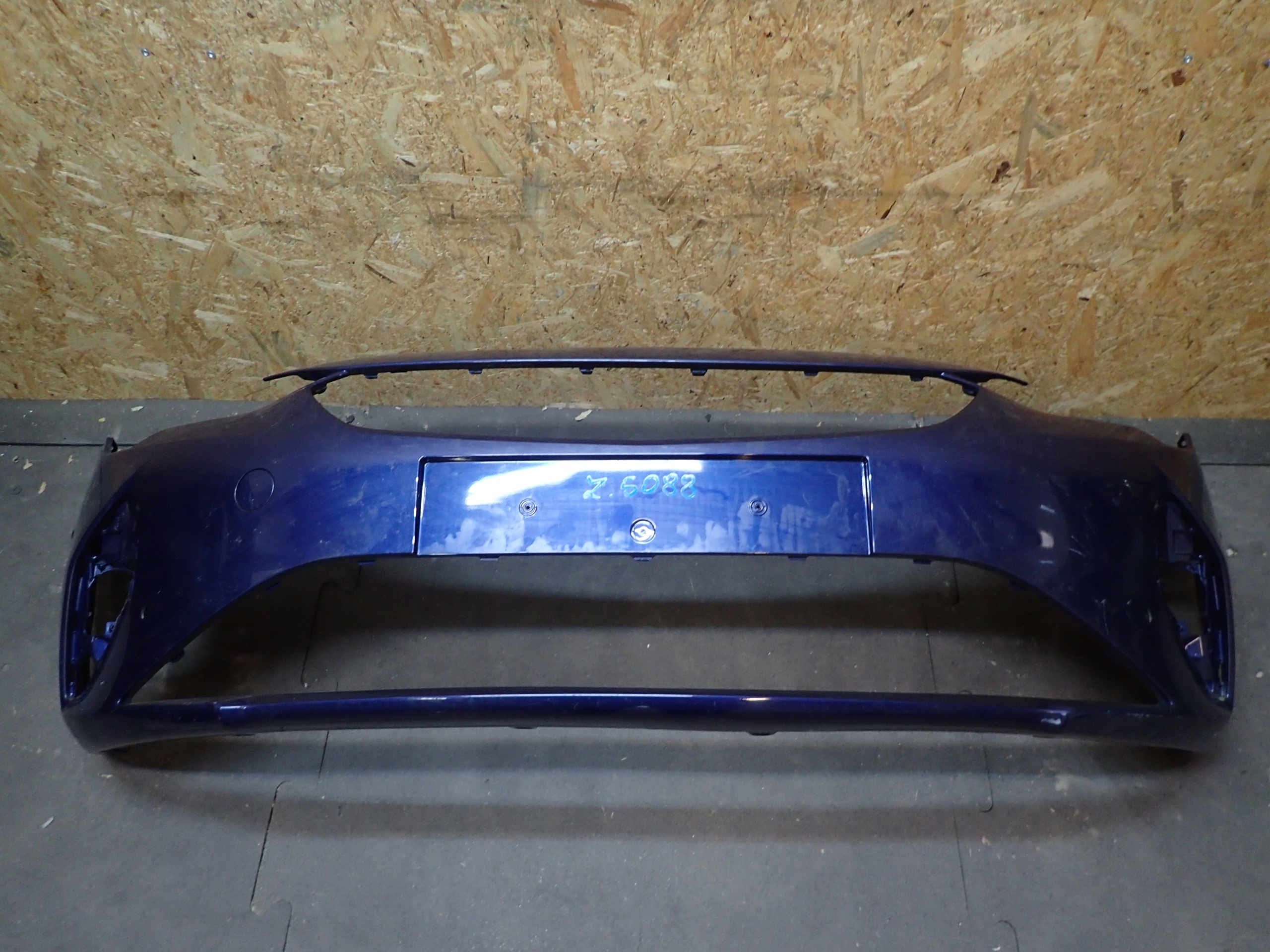 nárazník předek OPEL CORSA F