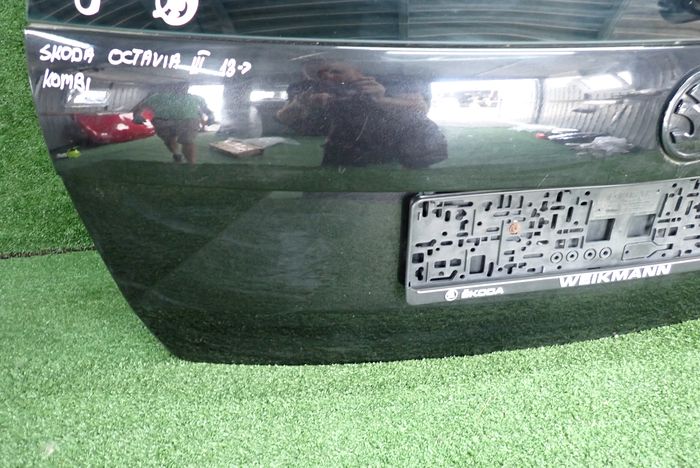 SKODA OCTAVIA III KOMBI VRS boot doors rear part