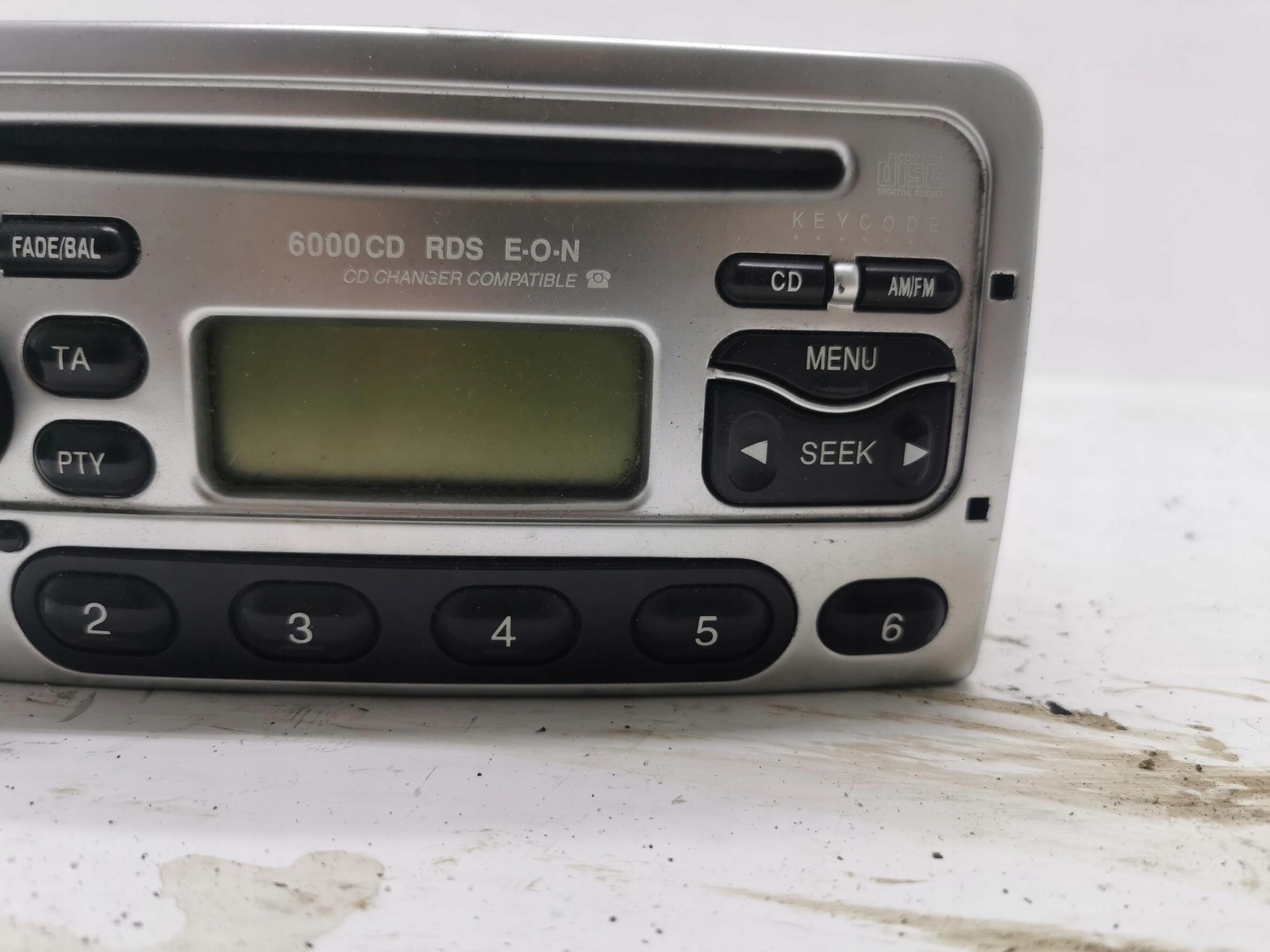 RADIO CD MP3 FORD FOCUS MK1 98AP-18C815-CB + KOD