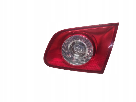 VW PASSAT B6 05- KOMBI LAMPA PRAWA TYŁ W KLAPĘ 3C9945094