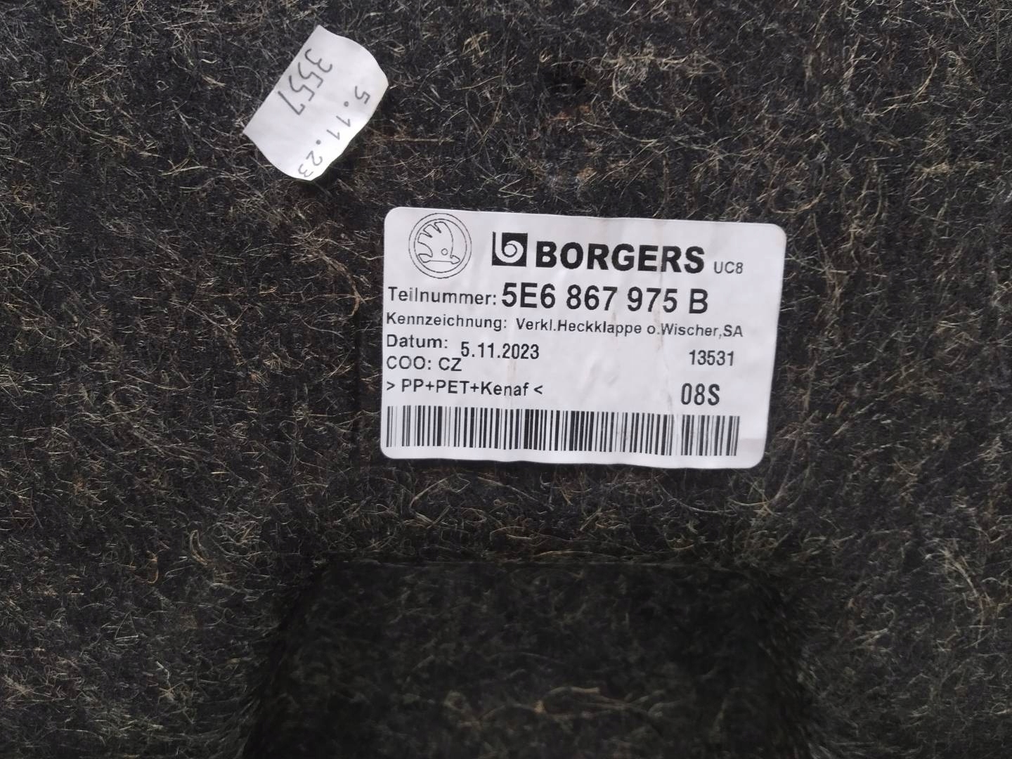upholstery side cover bonnet boot HB 5E6867975B Skoda Octavia IV
