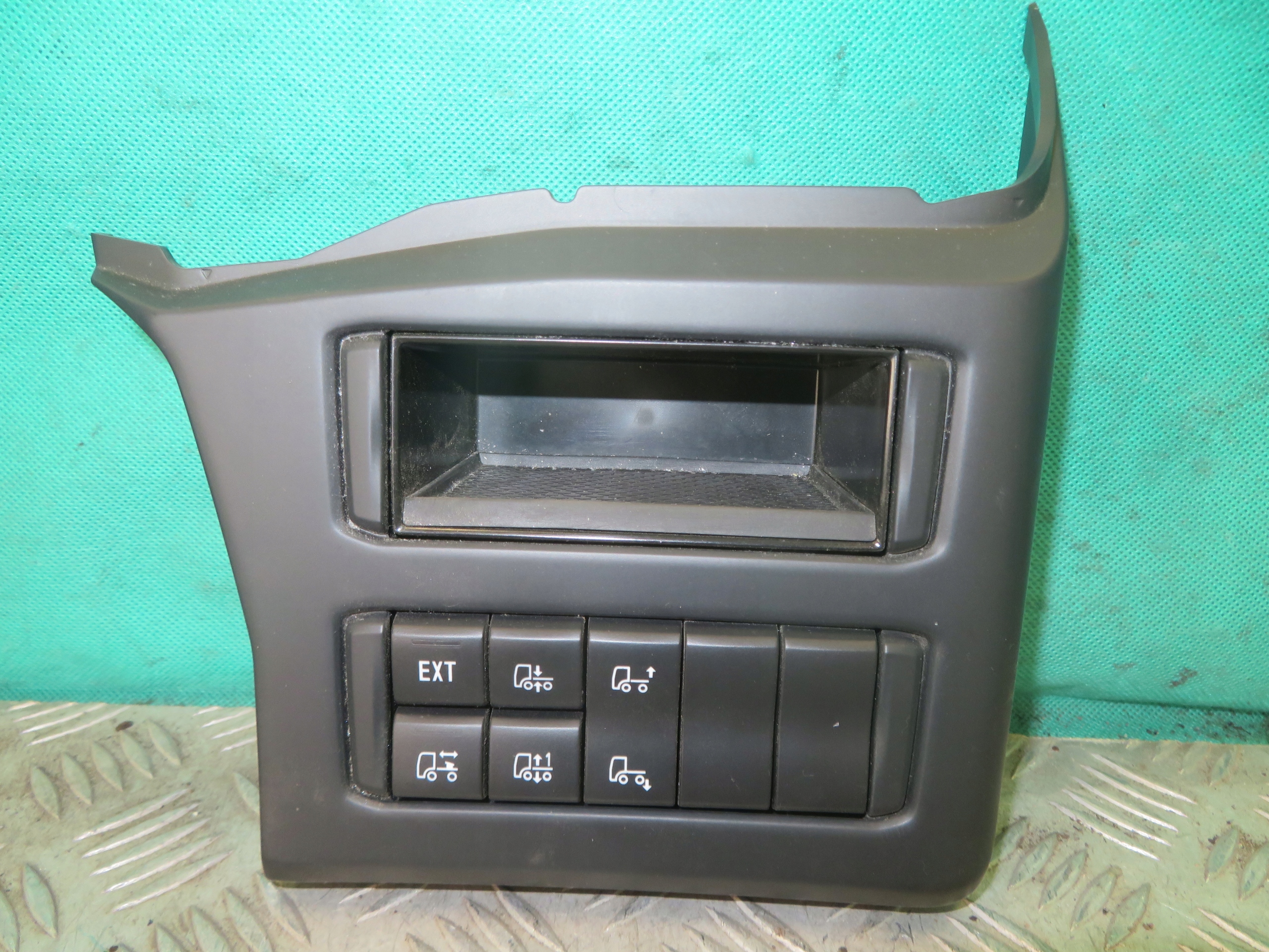 plato passenger compartment console SCANIA G410 23R