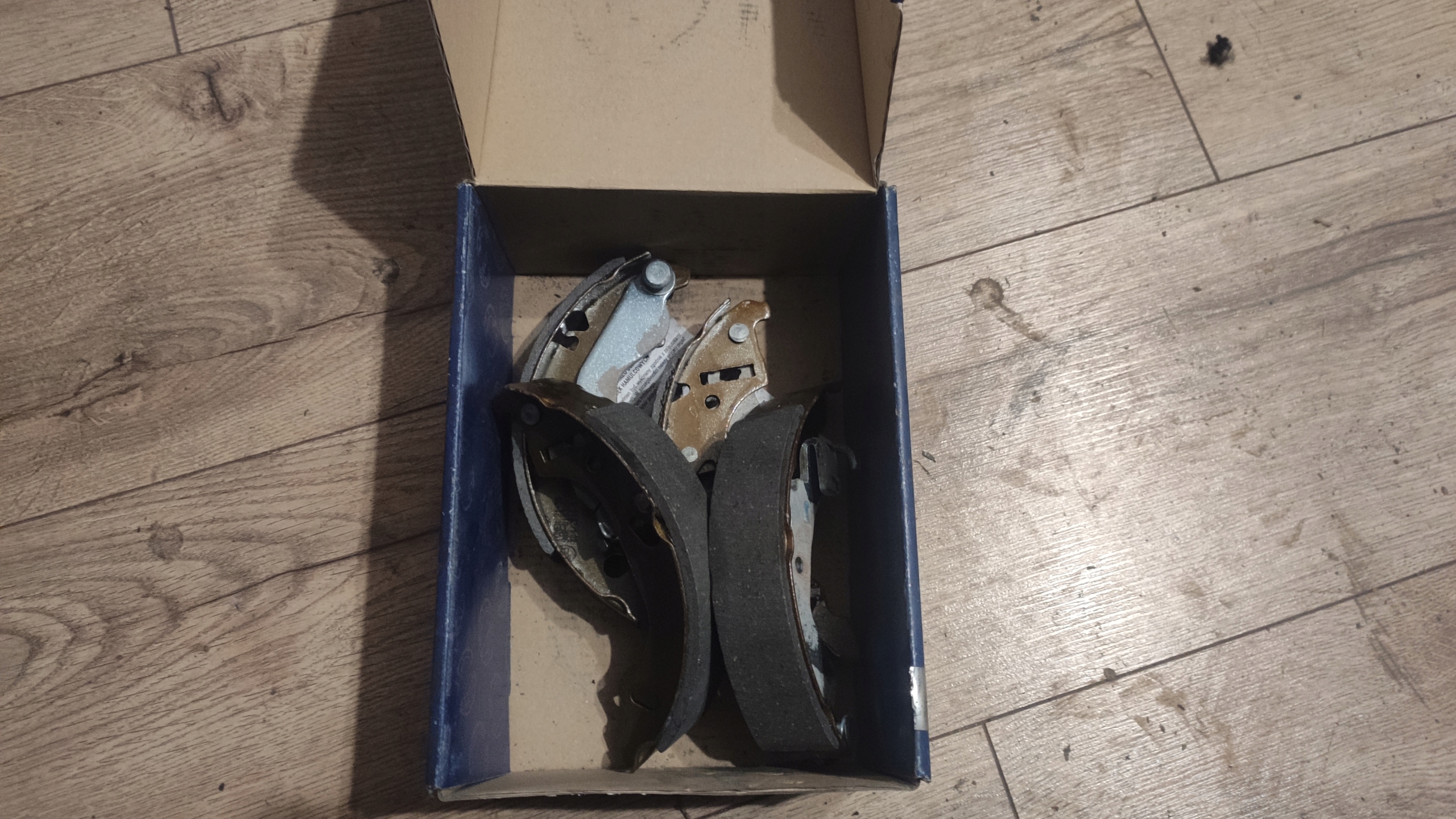 SZCZĘKI HAMULCOWE TYŁ FIAT PUNTO 03- TOMEX TX21-58