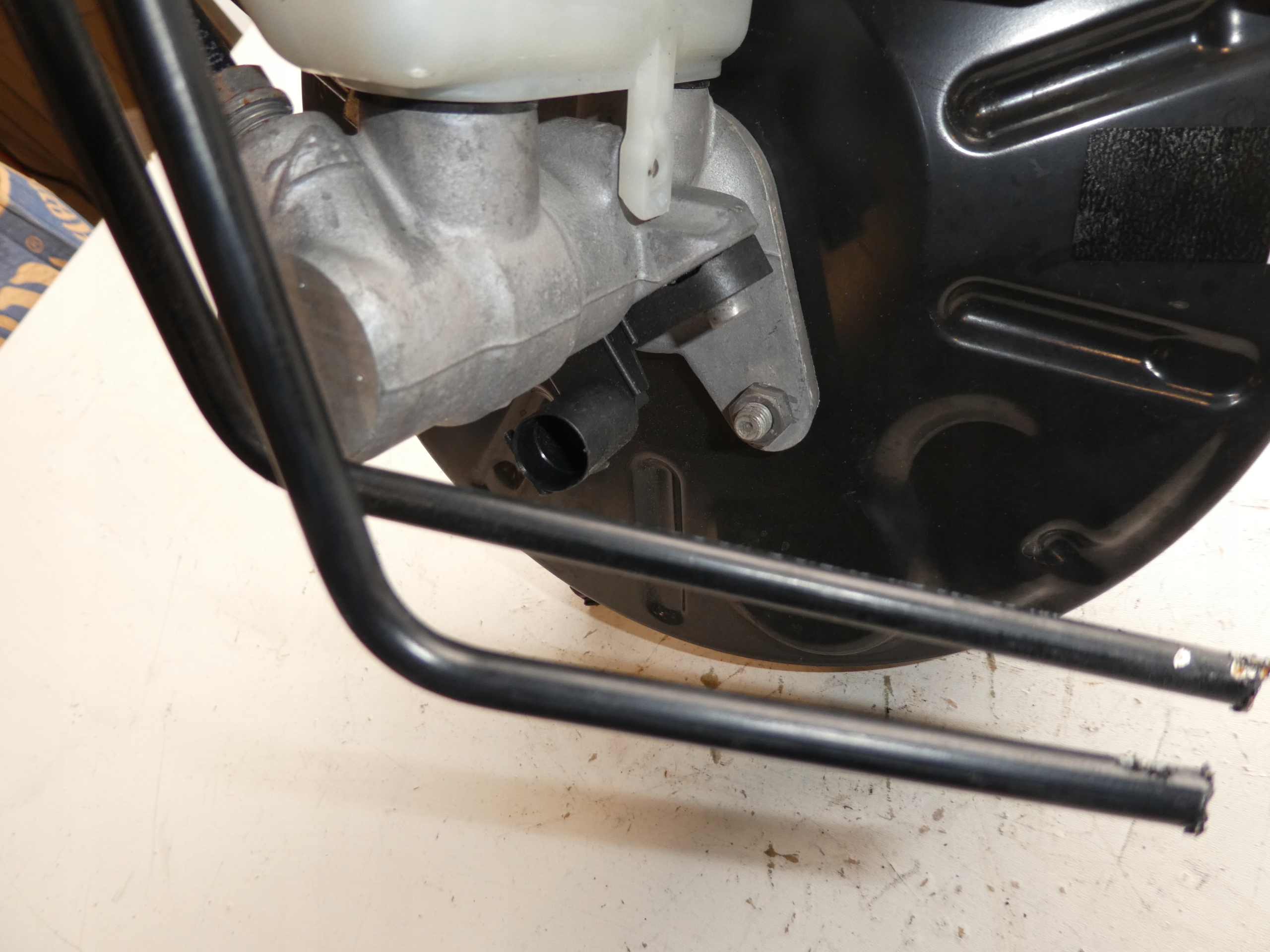 SERVOFRENO SERVO VW PASSAT B7 CC 3C1614105AP