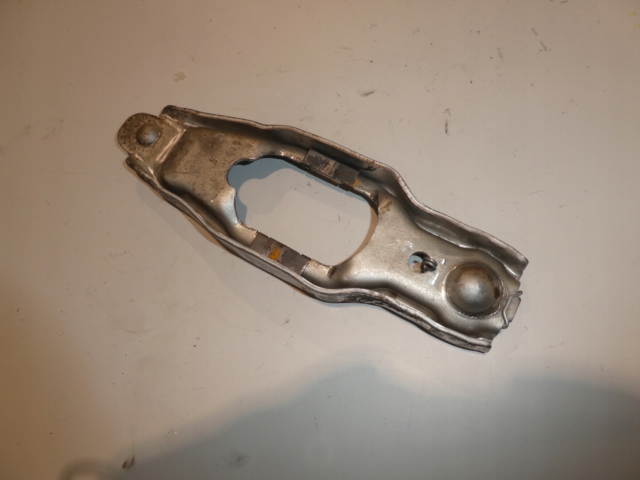 SUPPORT EMBRAYAGE VW SEAT SKODA 02J141703C