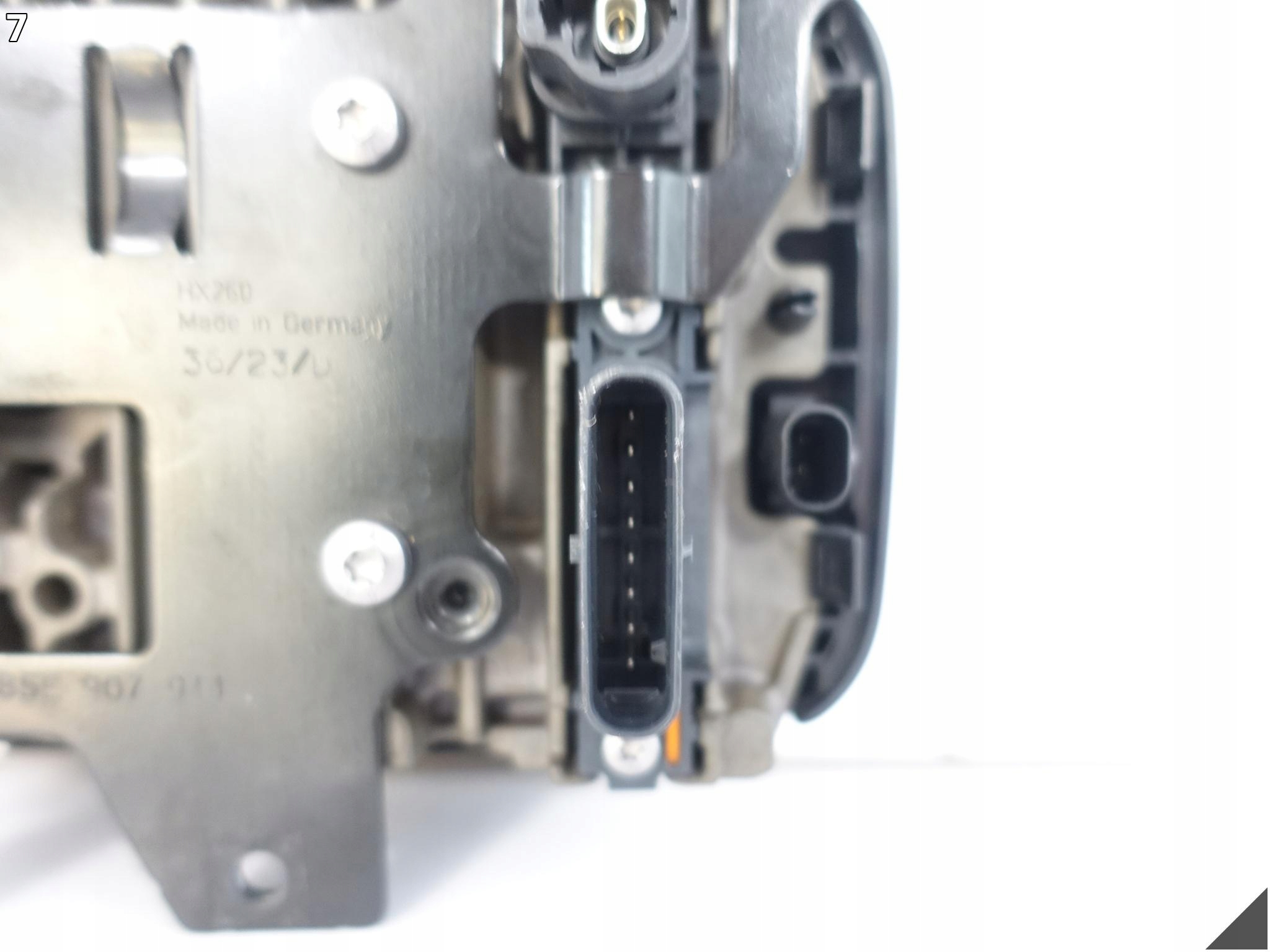 AUDI A6 E-TRON 85E 25- Q6 E-TRON 85H 24- Sensor DISTRONIC RADAR SENSOR ACC