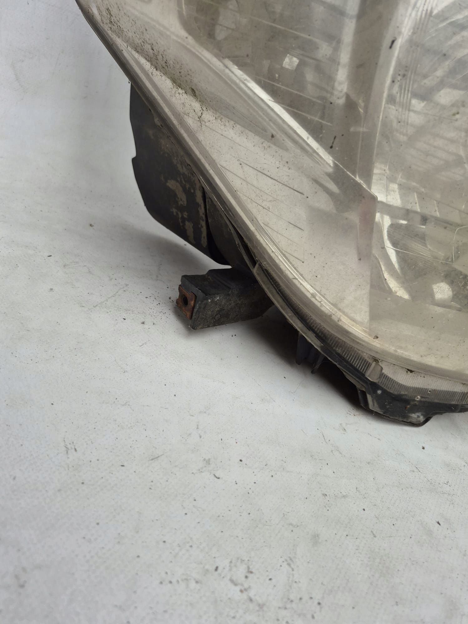 TOYOTA LAND CRUISER J200 07- light right front front