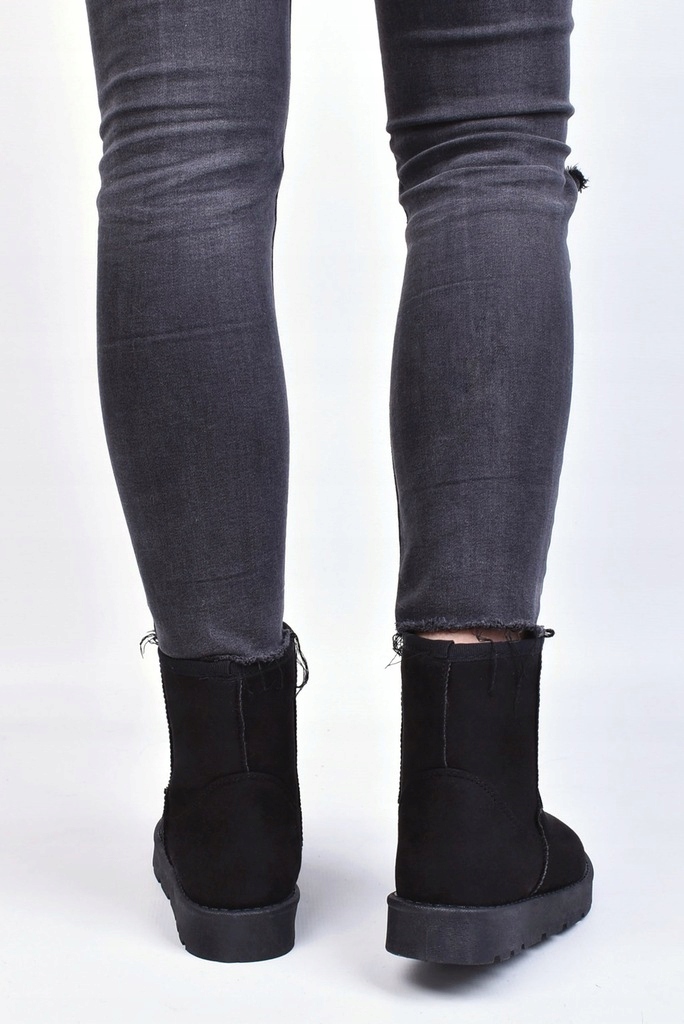 ŚNIEGOWCE DAMSKIE SOLIDNE BUTY MUKLUKI Z FUTERKIEM CZARNE Długość wkładki 24.5 cm