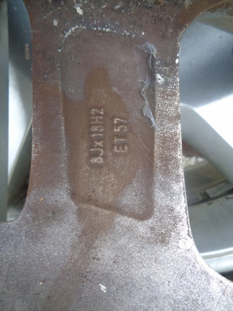 VW TOUAREG KOŁA FELGI ALUMINIOWE KOMPLET 18" Rozstaw śrub 5x130