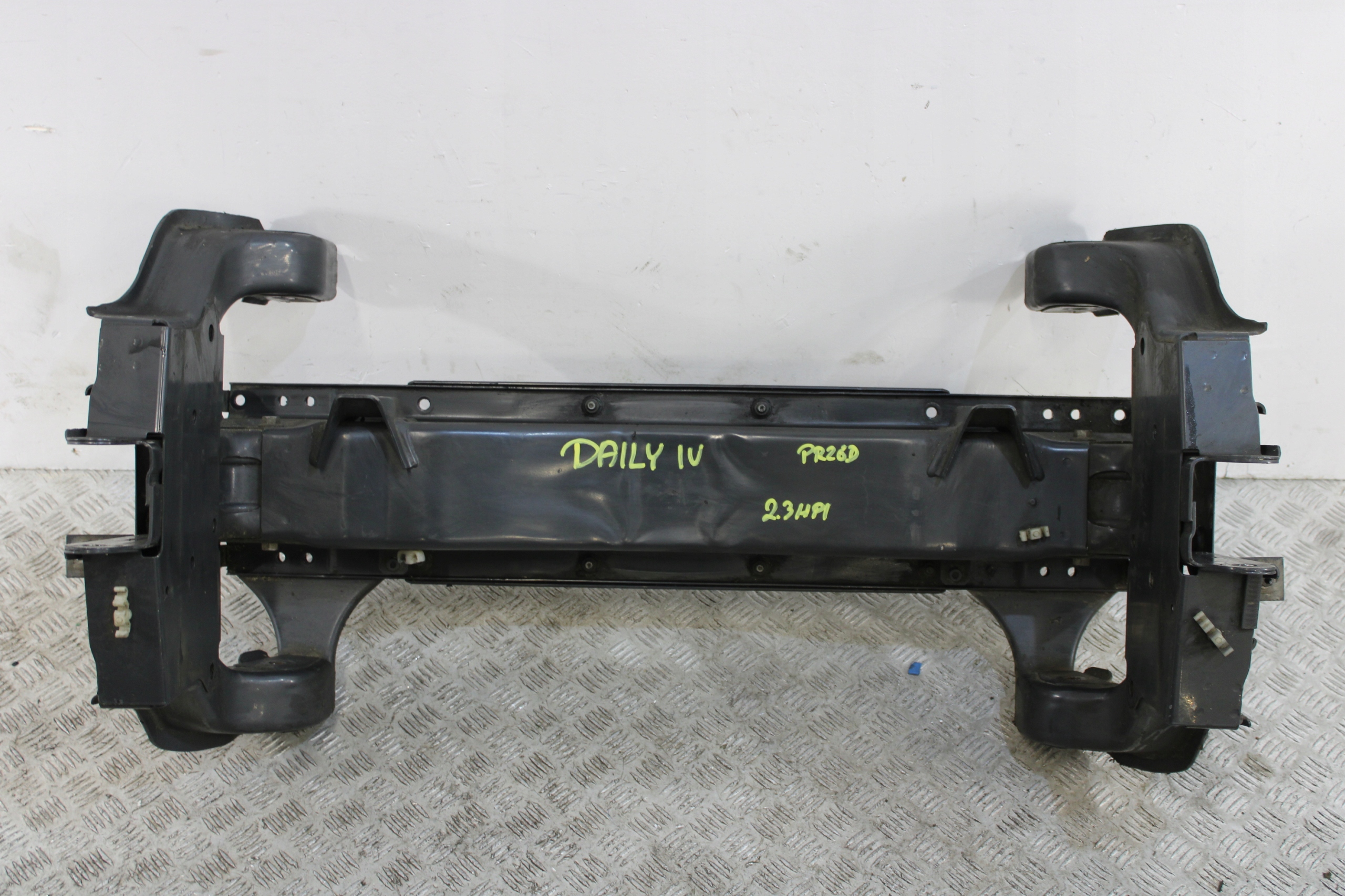 axle beam subframe axle beam front IVECO DAILY IV 4