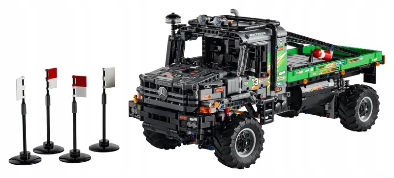 Lego Technic 42129 Nákladní vozidlo Mercedes-Benz Zetros s pohonem 4 kol