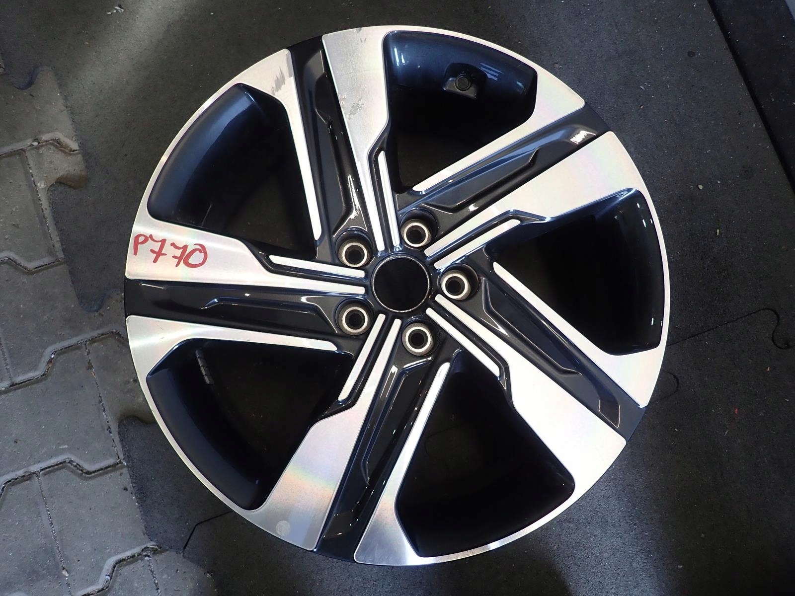 disk disk KIA 5x114,3 ET49,5 7,5J 19"