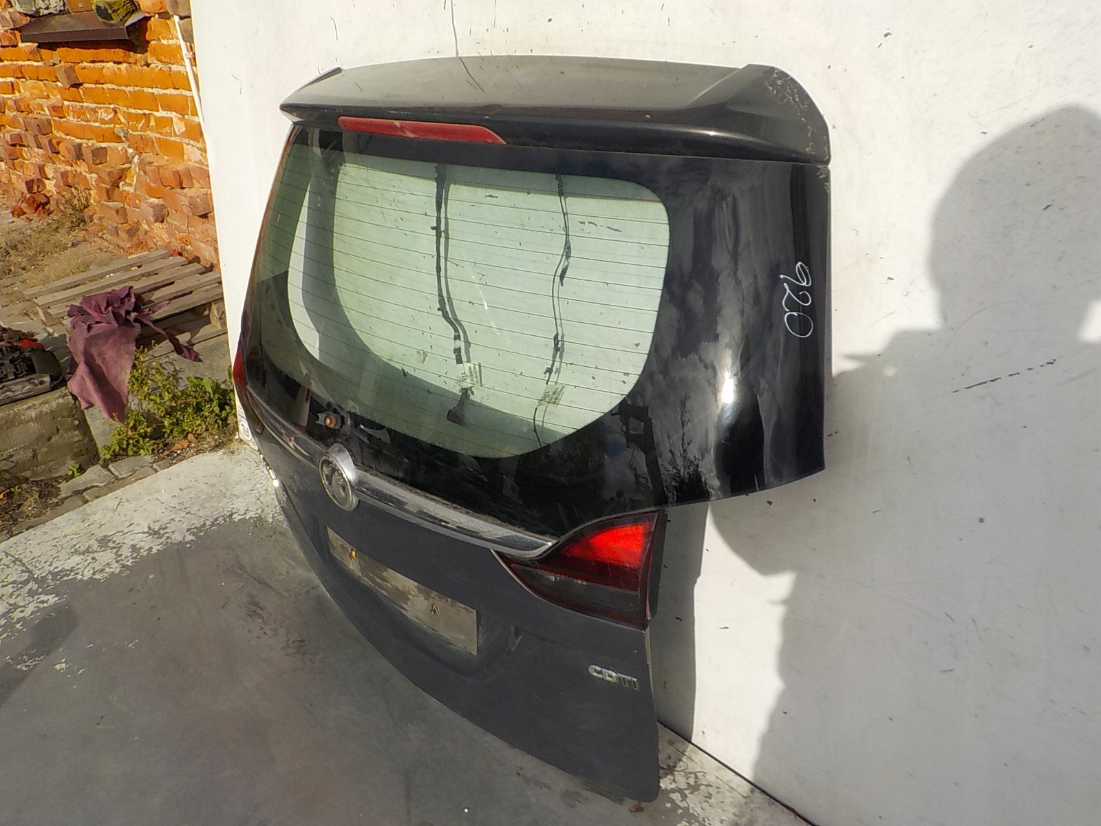 920 OPEL ZAFIRA C boot door rear