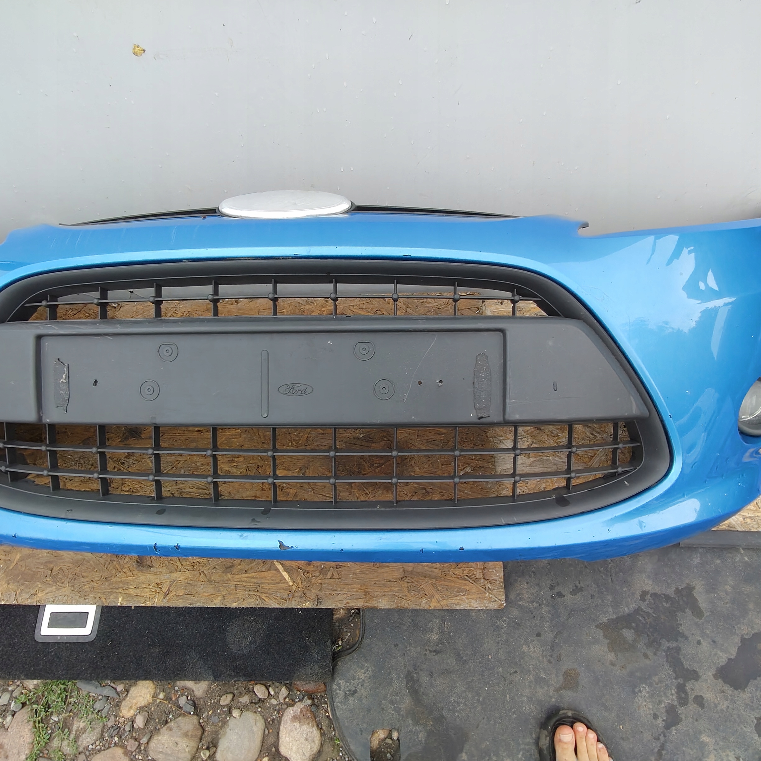 front bumper front FORD FIESTA MK7 MK-7