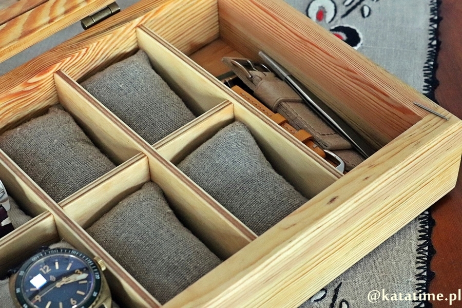 SKRZYNECZKA KASETKA PUDEŁKO BOX NA 10 ZEGARKÓW DREWNIANA ROBIONA RĘCZNIE Liczba miejsc na zegarki 10