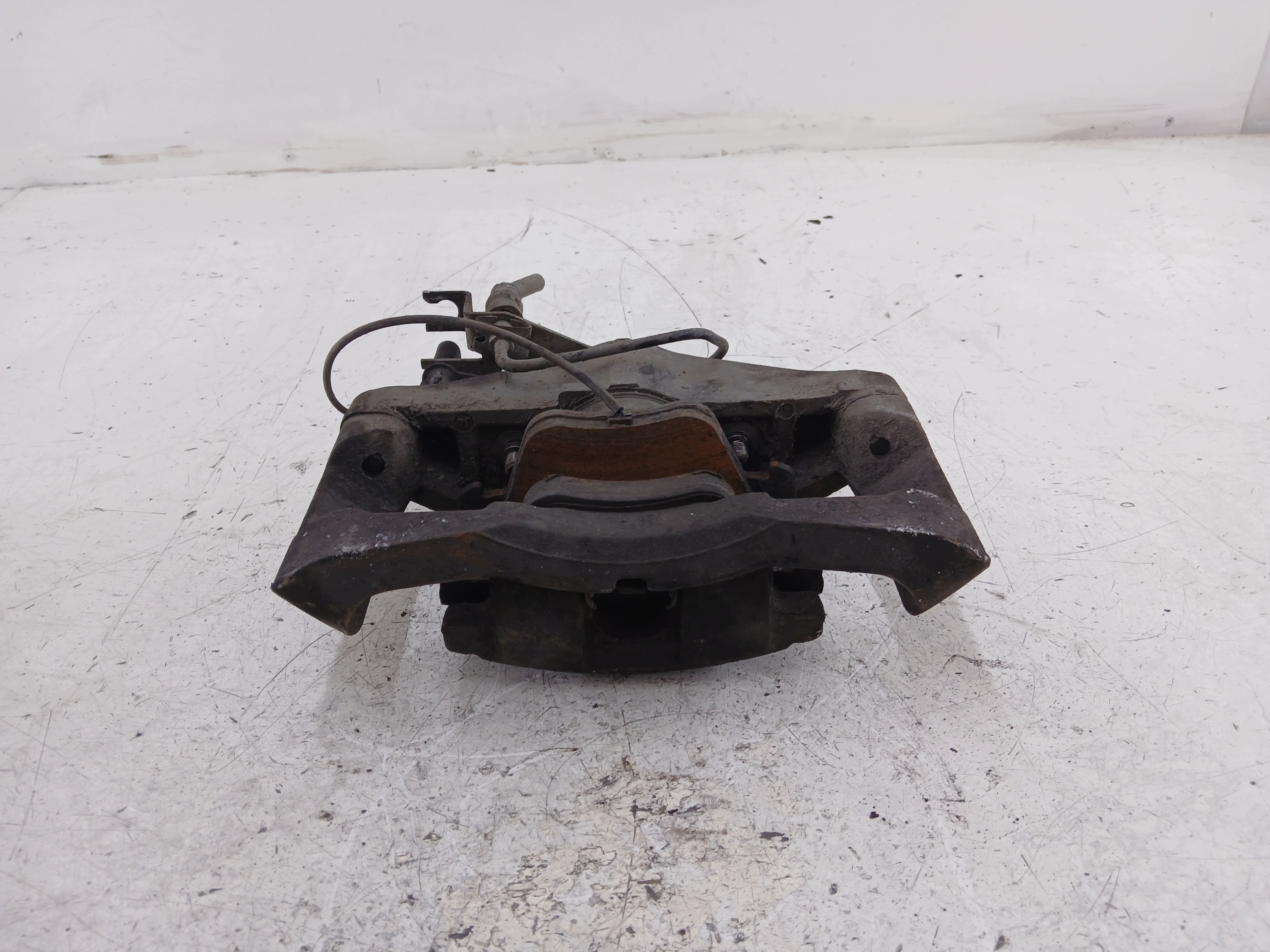 AUDI A6 C6 3.0 TDI caliper brake right front