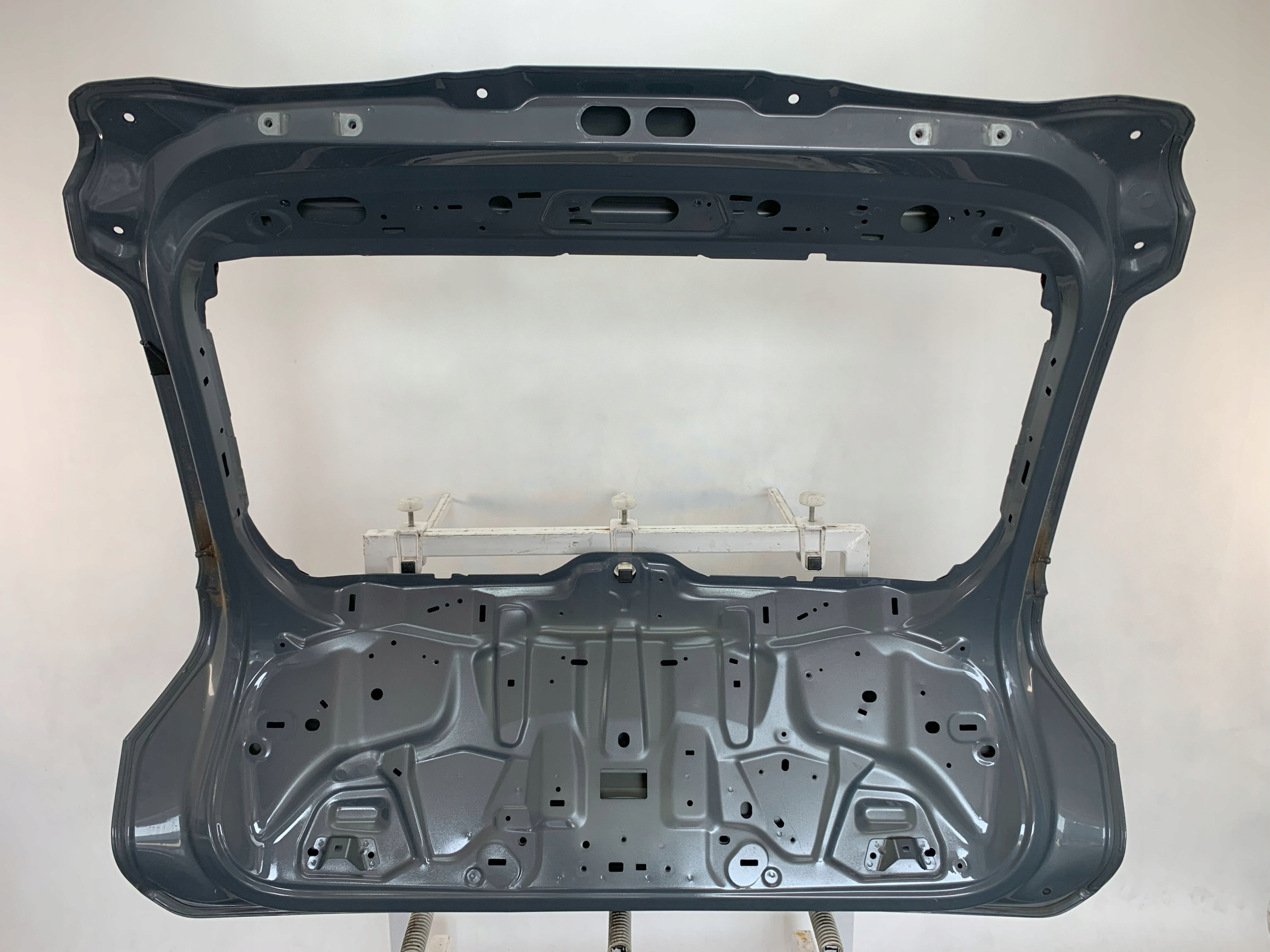 boot doors Volvo XC40 17r 1373N221 05.25