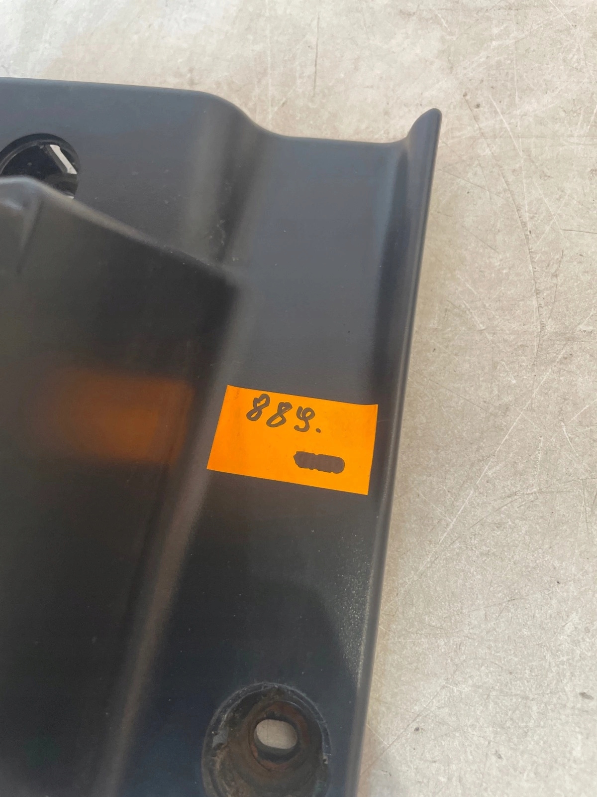 light rear part rear left Nissan Elgrand E51