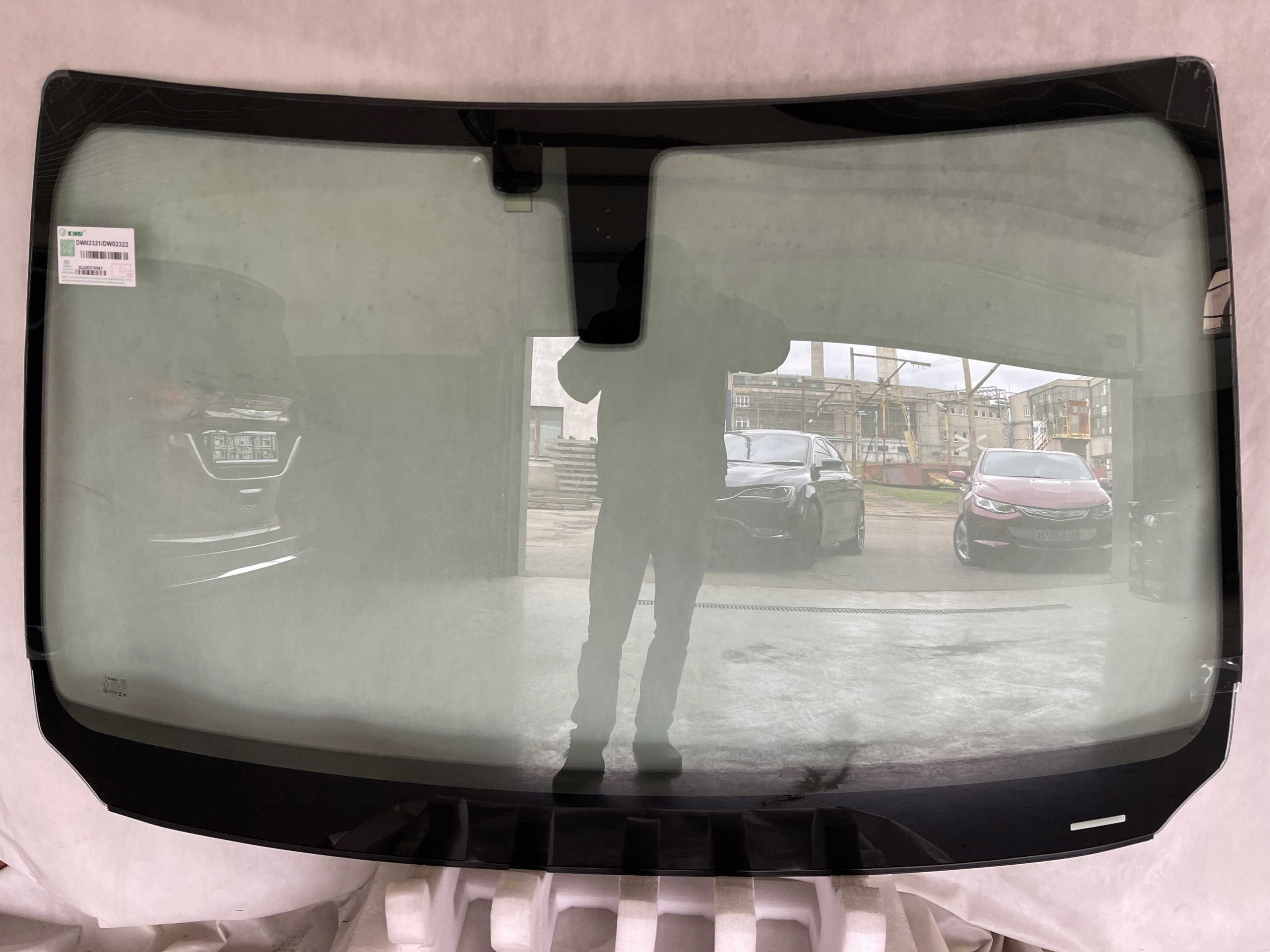 SZYBA PRZEDNIA CZOŁOWA CHRYSLER PACIFICA PO 2017-