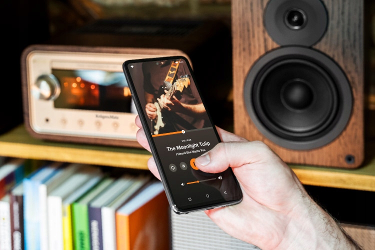 WIEŻA LAMPOWA KRUGER MATZ CD FM BT USB NFC DAB+ Impedancja 6 Ω