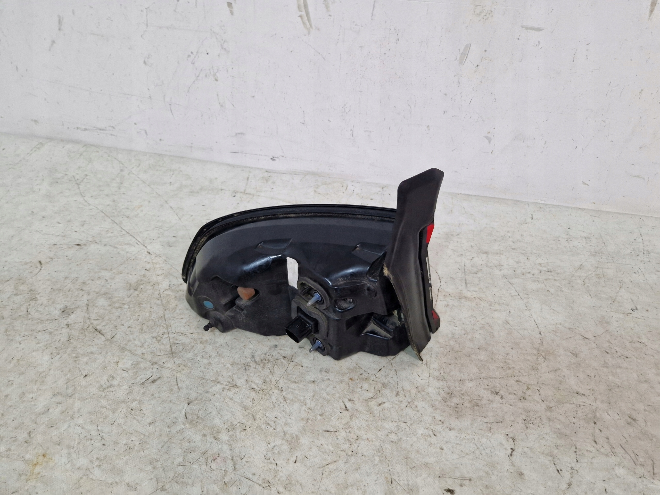 DODGE CHARGER 2015- light right rear part rear 68213144AC
