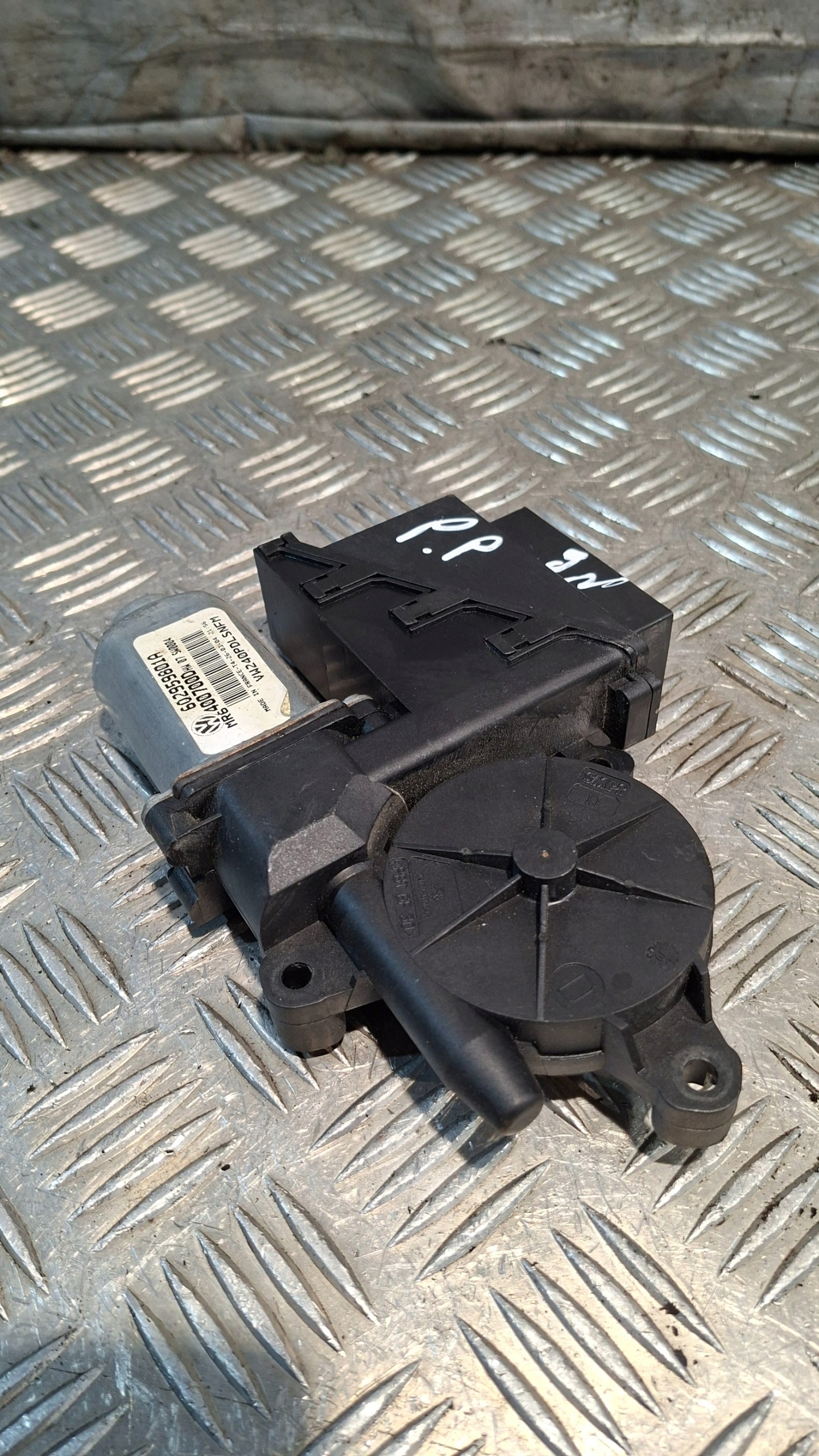mini motor windows right front VW POLO IV