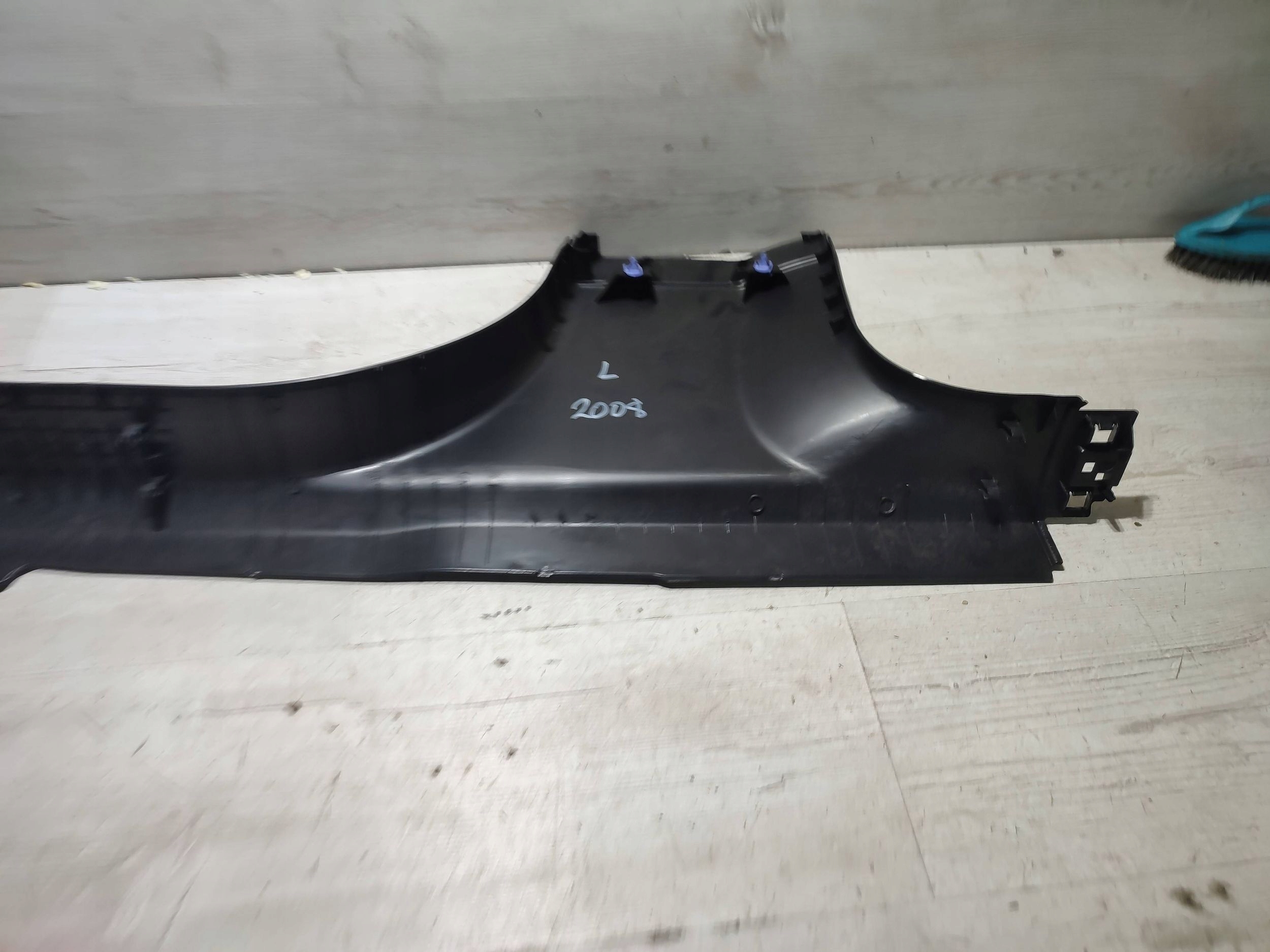 Peugeot 2008 II 2020 left side moulding threshold front