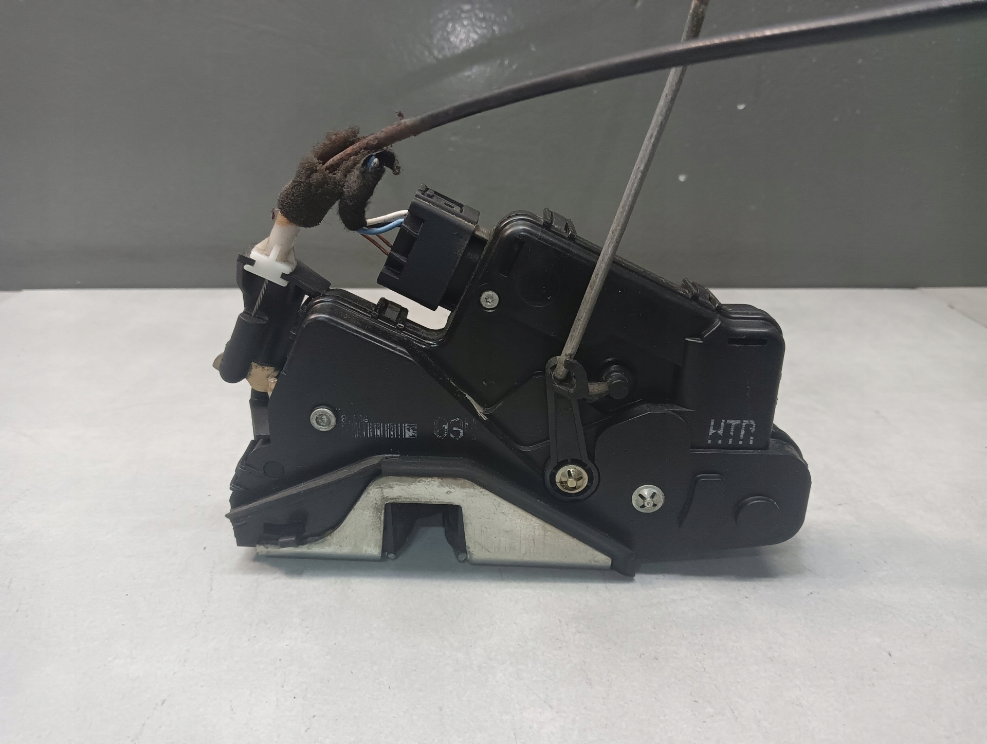 lock door right rear part BMW E46 1.9